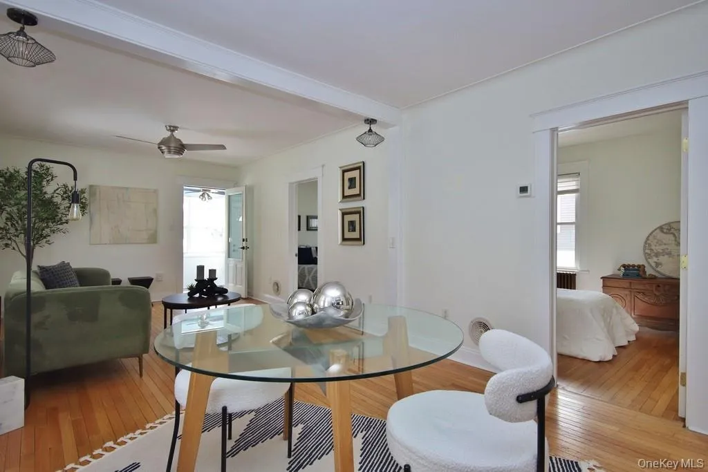 122 Washington Avenue, Beacon, NY, 2 Bedrooms Bedrooms, 8 Rooms Rooms,1 BathroomBathrooms,Residential Lease,For Rent,Washington,0,996239 122 Washington Avenue, Beacon, NY, 2 Bedrooms Bedrooms, 8 Rooms Rooms,1 BathroomBathrooms,Residential Lease,For Rent,Washington,0,996239