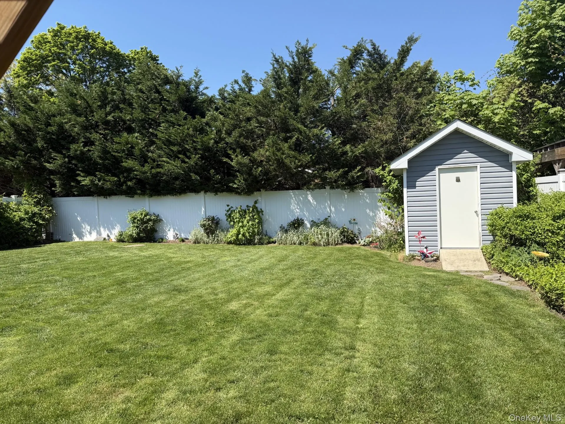 96 Pleasure Avenue, Brookhaven, NY, 2 Bedrooms Bedrooms, 3 Rooms Rooms,1 BathroomBathrooms,Residential,For Rent,Pleasure,0,996253 96 Pleasure Avenue, Brookhaven, NY, 2 Bedrooms Bedrooms, 3 Rooms Rooms,1 BathroomBathrooms,Residential,For Rent,Pleasure,0,996253