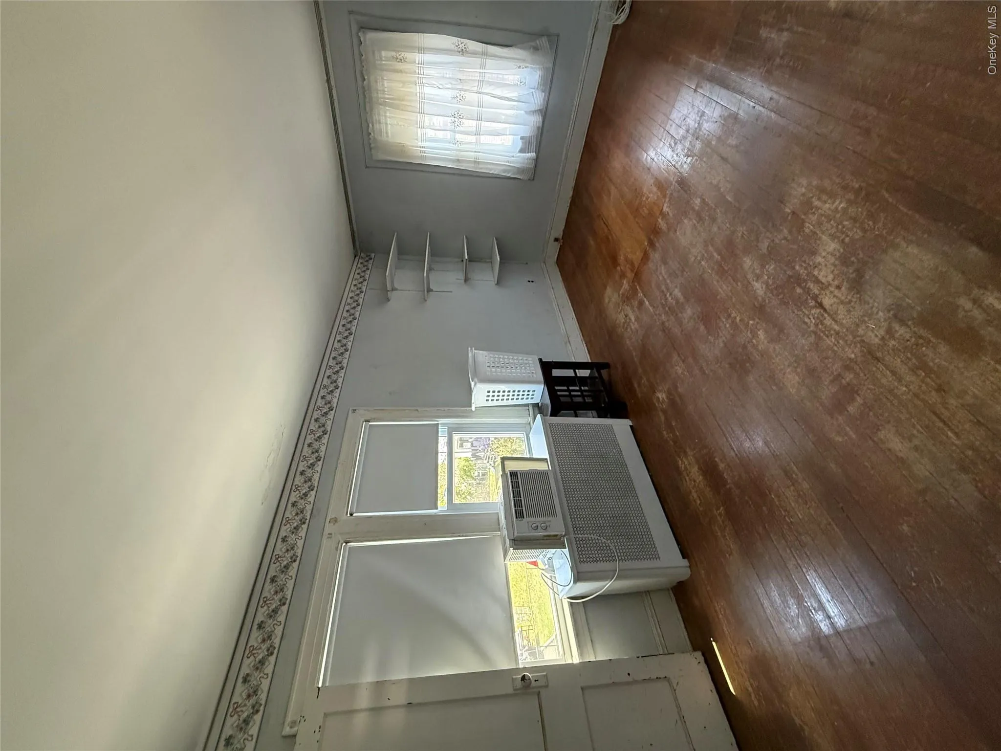 35 Franklin Avenue, Hempstead, NY, 3 Bedrooms Bedrooms, 8 Rooms Rooms,1 BathroomBathrooms,Residential Lease,For Rent,Franklin,0,996256 35 Franklin Avenue, Hempstead, NY, 3 Bedrooms Bedrooms, 8 Rooms Rooms,1 BathroomBathrooms,Residential Lease,For Rent,Franklin,0,996256