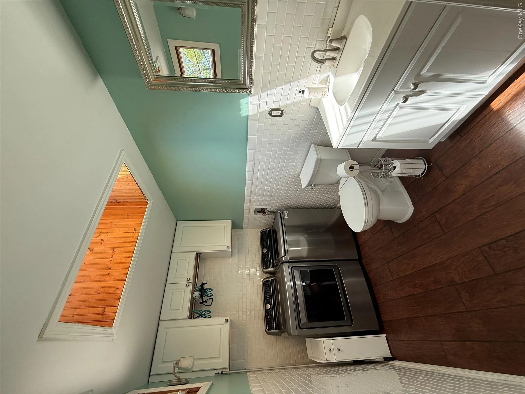 35 Franklin Avenue, Hempstead, NY, 3 Bedrooms Bedrooms, 8 Rooms Rooms,1 BathroomBathrooms,Residential Lease,For Rent,Franklin,0,996256 35 Franklin Avenue, Hempstead, NY, 3 Bedrooms Bedrooms, 8 Rooms Rooms,1 BathroomBathrooms,Residential Lease,For Rent,Franklin,0,996256