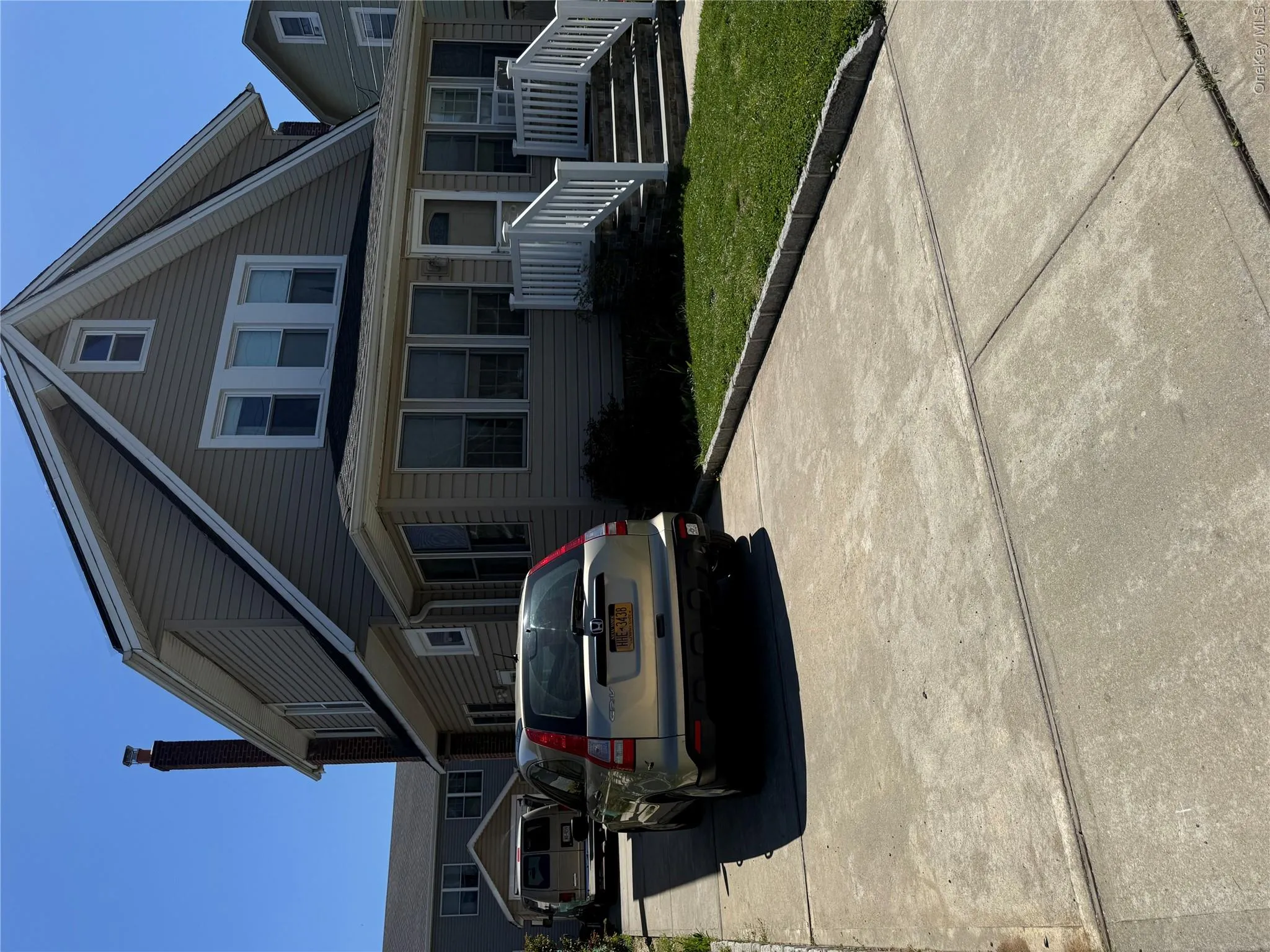 35 Franklin Avenue, Hempstead, NY, 3 Bedrooms Bedrooms, 8 Rooms Rooms,1 BathroomBathrooms,Residential Lease,For Rent,Franklin,0,996256 35 Franklin Avenue, Hempstead, NY, 3 Bedrooms Bedrooms, 8 Rooms Rooms,1 BathroomBathrooms,Residential Lease,For Rent,Franklin,0,996256
