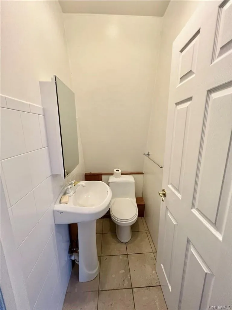 210 Union Avenue, Mamaroneck, NY, 3 Bedrooms Bedrooms, 5 Rooms Rooms,1 BathroomBathrooms,Residential Lease,For Rent,Union,0,996270 210 Union Avenue, Mamaroneck, NY, 3 Bedrooms Bedrooms, 5 Rooms Rooms,1 BathroomBathrooms,Residential Lease,For Rent,Union,0,996270