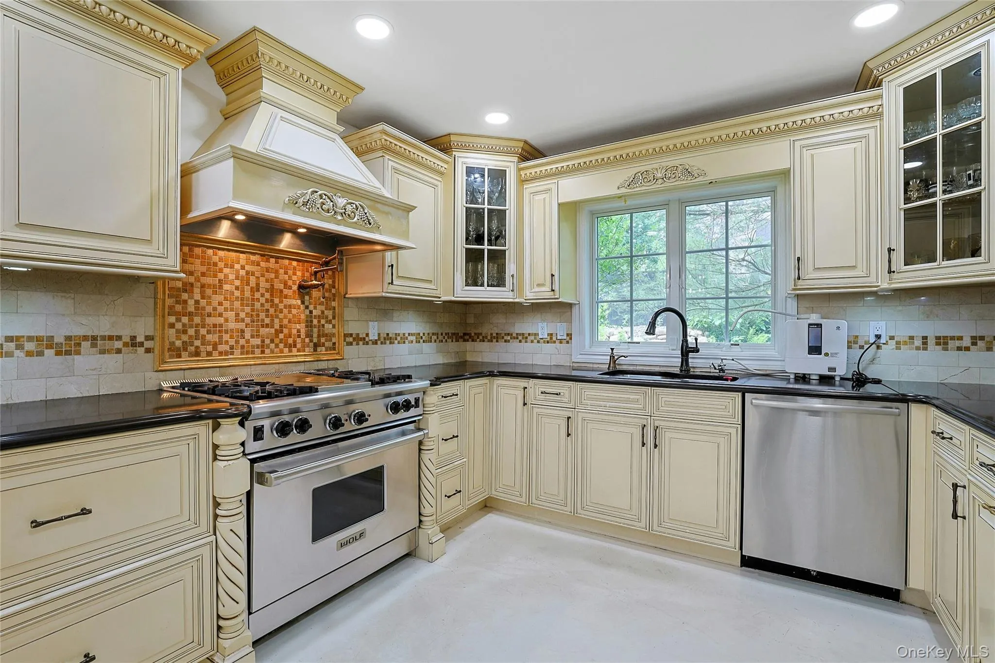 8 Stark Court, Clarkstown, NY, 6 Bedrooms Bedrooms, 19 Rooms Rooms,3 BathroomsBathrooms,Residential,For Rent,Stark,0,996279 8 Stark Court, Clarkstown, NY, 6 Bedrooms Bedrooms, 19 Rooms Rooms,3 BathroomsBathrooms,Residential,For Rent,Stark,0,996279