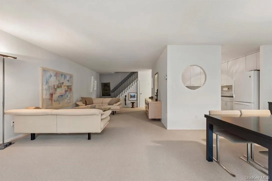 2 Fountain Lane, Greenburgh, NY, 2 Bedrooms Bedrooms, 6 Rooms Rooms,2 BathroomsBathrooms,Residential,For Rent,Fountain,0,KEY996293 2 Fountain Lane, Greenburgh, NY, 2 Bedrooms Bedrooms, 6 Rooms Rooms,2 BathroomsBathrooms,Residential,For Rent,Fountain,0,KEY996293
