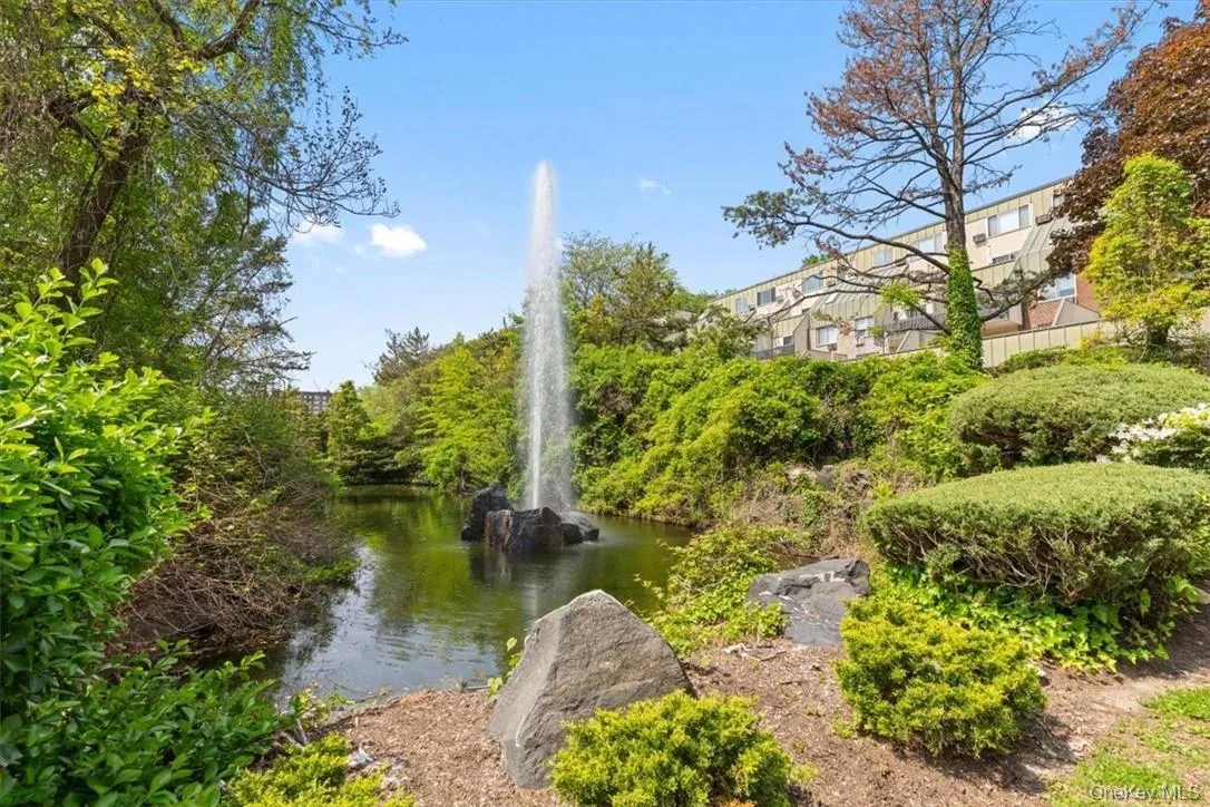 2 Fountain Lane, Greenburgh, NY, 2 Bedrooms Bedrooms, 6 Rooms Rooms,2 BathroomsBathrooms,Residential,For Rent,Fountain,0,KEY996293 2 Fountain Lane, Greenburgh, NY, 2 Bedrooms Bedrooms, 6 Rooms Rooms,2 BathroomsBathrooms,Residential,For Rent,Fountain,0,KEY996293