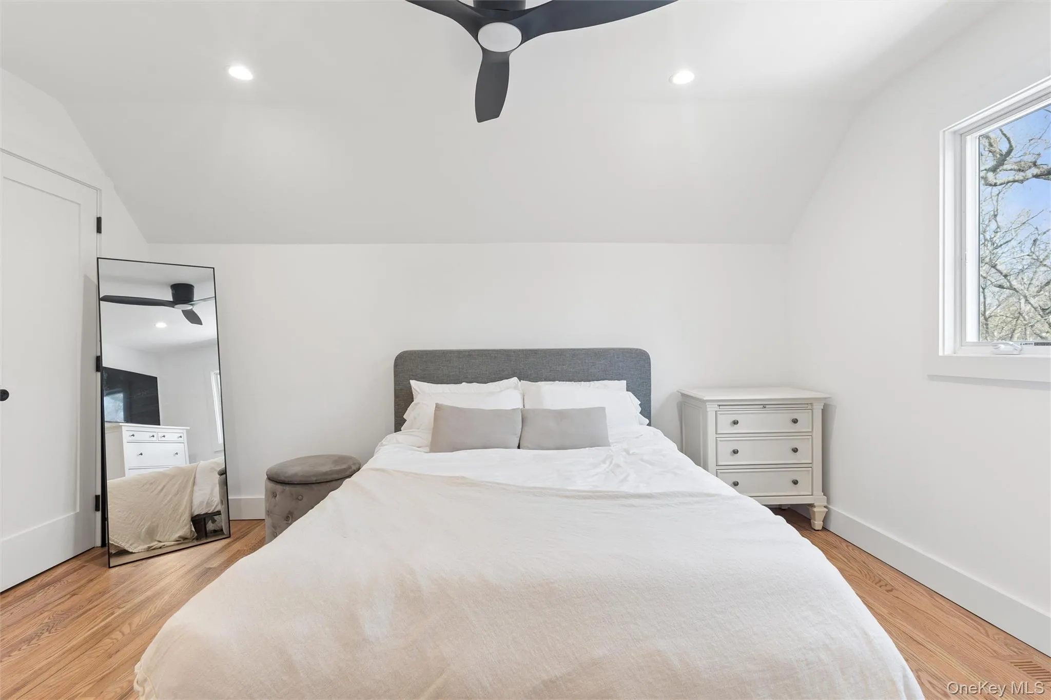502 Springs Fireplace Road, East Hampton, NY, 4 Bedrooms Bedrooms, 4 Rooms Rooms,3 BathroomsBathrooms,Residential Lease,For Rent,Springs Fireplace,0,996296 502 Springs Fireplace Road, East Hampton, NY, 4 Bedrooms Bedrooms, 4 Rooms Rooms,3 BathroomsBathrooms,Residential Lease,For Rent,Springs Fireplace,0,996296
