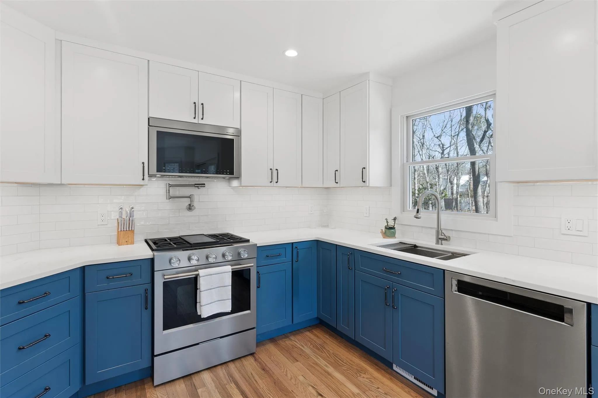 502 Springs Fireplace Road, East Hampton, NY, 4 Bedrooms Bedrooms, 4 Rooms Rooms,3 BathroomsBathrooms,Residential Lease,For Rent,Springs Fireplace,0,996296 502 Springs Fireplace Road, East Hampton, NY, 4 Bedrooms Bedrooms, 4 Rooms Rooms,3 BathroomsBathrooms,Residential Lease,For Rent,Springs Fireplace,0,996296