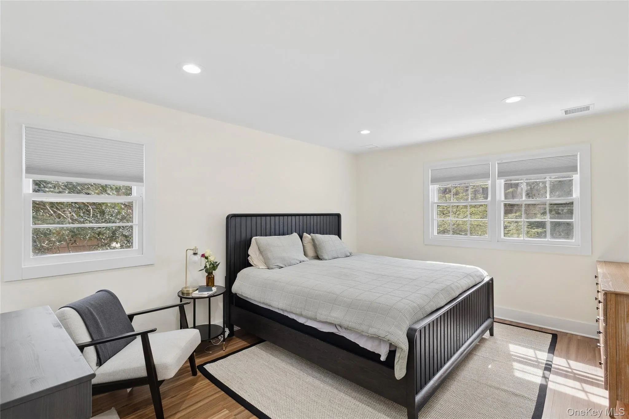 135 Pembroke Drive, East Hampton, NY, 4 Bedrooms Bedrooms, 4 Rooms Rooms,2 BathroomsBathrooms,Residential Lease,For Rent,Pembroke,0,996304 135 Pembroke Drive, East Hampton, NY, 4 Bedrooms Bedrooms, 4 Rooms Rooms,2 BathroomsBathrooms,Residential Lease,For Rent,Pembroke,0,996304