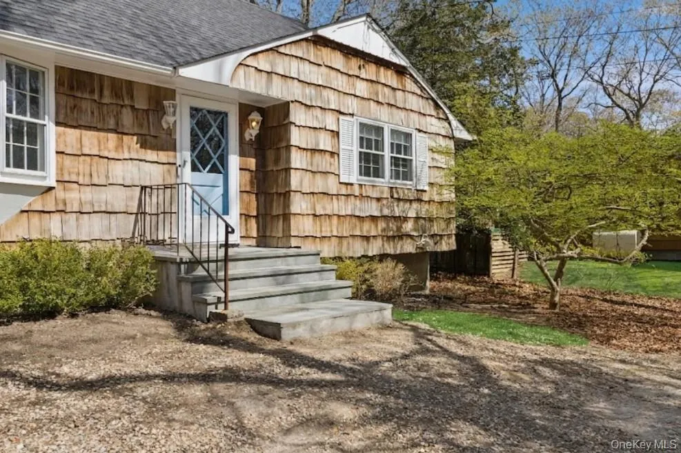135 Pembroke Drive, East Hampton, NY, 4 Bedrooms Bedrooms, 4 Rooms Rooms,2 BathroomsBathrooms,Residential Lease,For Rent,Pembroke,0,996304 135 Pembroke Drive, East Hampton, NY, 4 Bedrooms Bedrooms, 4 Rooms Rooms,2 BathroomsBathrooms,Residential Lease,For Rent,Pembroke,0,996304
