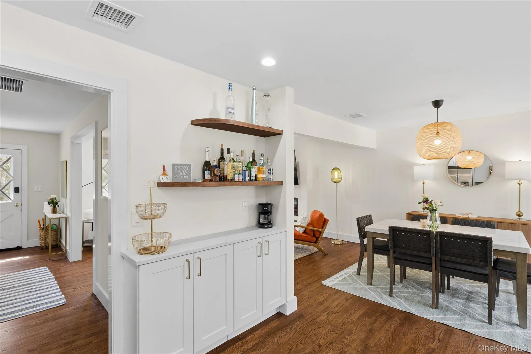 135 Pembroke Drive, East Hampton, NY, 4 Bedrooms Bedrooms, 4 Rooms Rooms,2 BathroomsBathrooms,Residential Lease,For Rent,Pembroke,0,996304 135 Pembroke Drive, East Hampton, NY, 4 Bedrooms Bedrooms, 4 Rooms Rooms,2 BathroomsBathrooms,Residential Lease,For Rent,Pembroke,0,996304