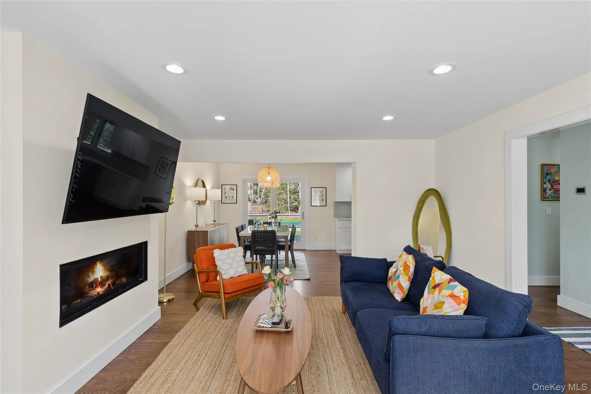 135 Pembroke Drive, East Hampton, NY, 4 Bedrooms Bedrooms, 4 Rooms Rooms,2 BathroomsBathrooms,Residential Lease,For Rent,Pembroke,0,996304 135 Pembroke Drive, East Hampton, NY, 4 Bedrooms Bedrooms, 4 Rooms Rooms,2 BathroomsBathrooms,Residential Lease,For Rent,Pembroke,0,996304