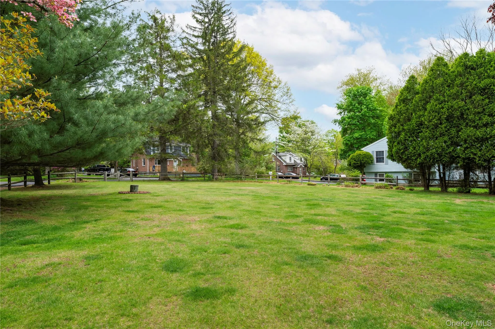 33 Arbor Lane, Southeast, NY, 3 Bedrooms Bedrooms, 8 Rooms Rooms,2 BathroomsBathrooms,Residential,For Rent,Arbor,0,996331 33 Arbor Lane, Southeast, NY, 3 Bedrooms Bedrooms, 8 Rooms Rooms,2 BathroomsBathrooms,Residential,For Rent,Arbor,0,996331