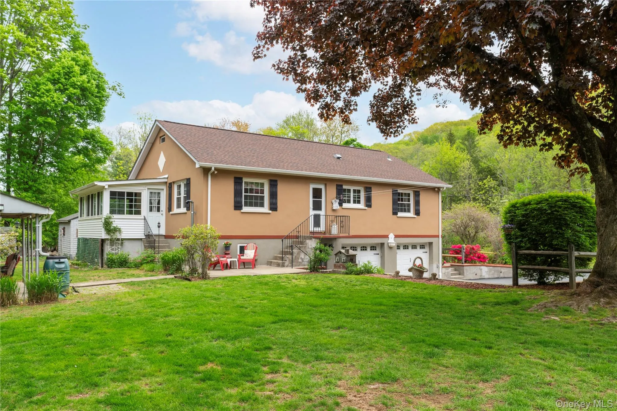 33 Arbor Lane, Southeast, NY, 3 Bedrooms Bedrooms, 8 Rooms Rooms,2 BathroomsBathrooms,Residential,For Rent,Arbor,0,996331 33 Arbor Lane, Southeast, NY, 3 Bedrooms Bedrooms, 8 Rooms Rooms,2 BathroomsBathrooms,Residential,For Rent,Arbor,0,996331