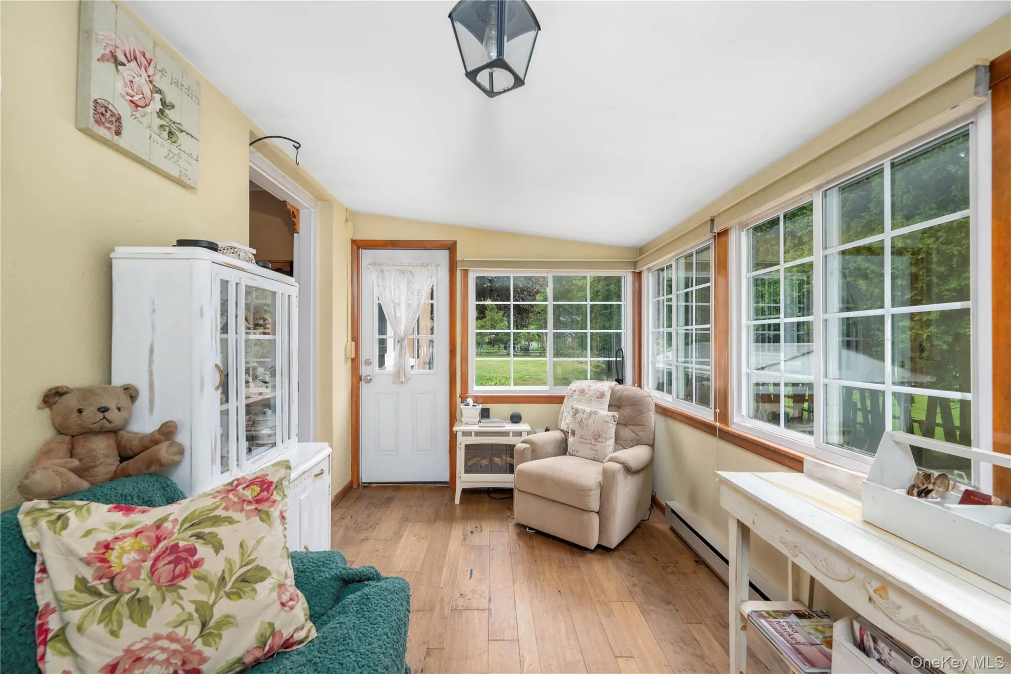 33 Arbor Lane, Southeast, NY, 3 Bedrooms Bedrooms, 8 Rooms Rooms,2 BathroomsBathrooms,Residential,For Rent,Arbor,0,996331 33 Arbor Lane, Southeast, NY, 3 Bedrooms Bedrooms, 8 Rooms Rooms,2 BathroomsBathrooms,Residential,For Rent,Arbor,0,996331