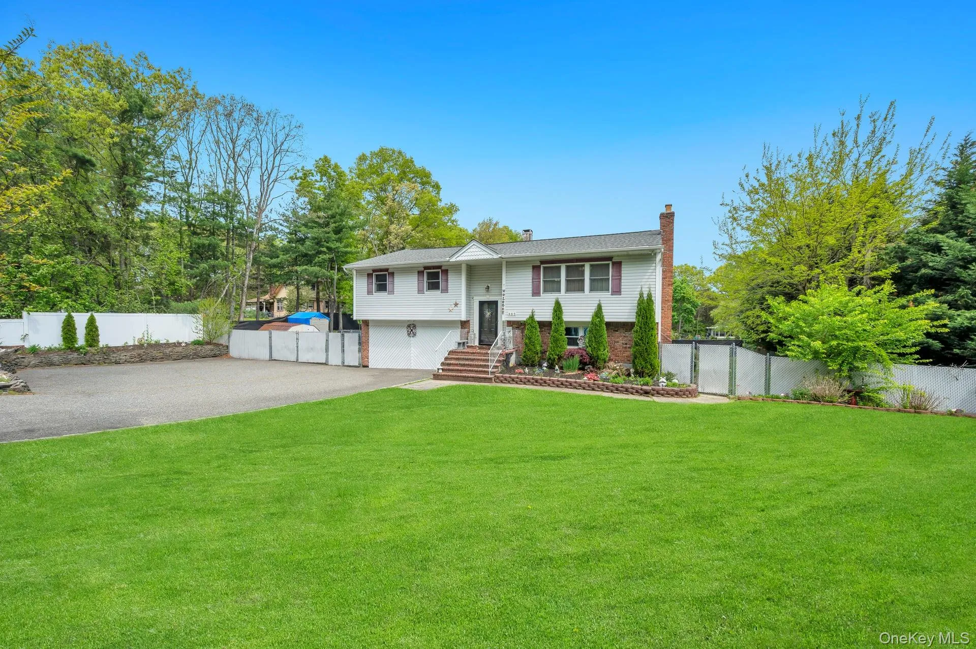 485 Canal Road, Brookhaven, NY, 4 Bedrooms Bedrooms, 10 Rooms Rooms,3 BathroomsBathrooms,Residential Sale,For Rent,Canal,0,996333 485 Canal Road, Brookhaven, NY, 4 Bedrooms Bedrooms, 10 Rooms Rooms,3 BathroomsBathrooms,Residential Sale,For Rent,Canal,0,996333
