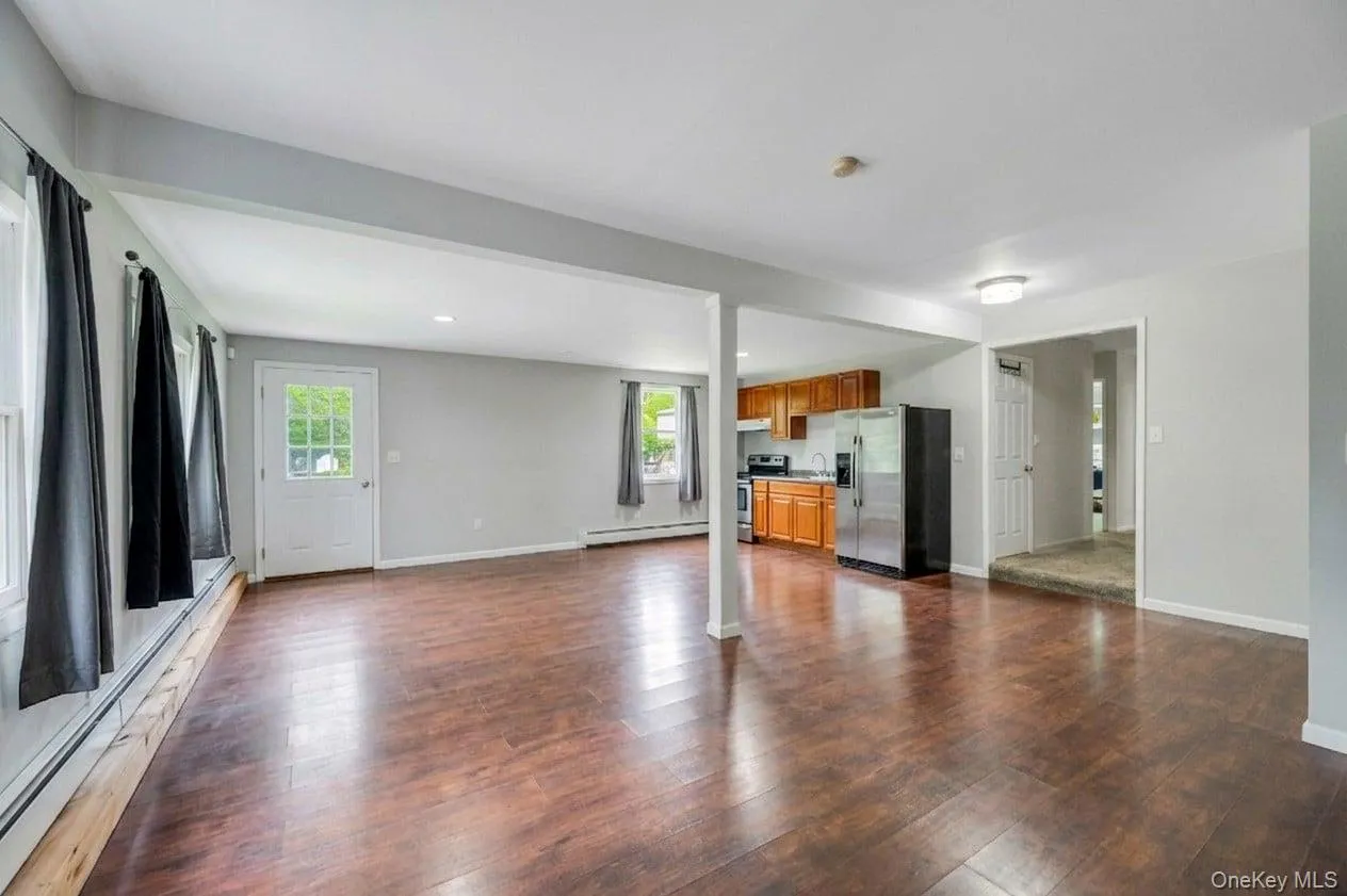 485 Canal Road, Brookhaven, NY, 4 Bedrooms Bedrooms, 10 Rooms Rooms,3 BathroomsBathrooms,Residential Sale,For Rent,Canal,0,996333 485 Canal Road, Brookhaven, NY, 4 Bedrooms Bedrooms, 10 Rooms Rooms,3 BathroomsBathrooms,Residential Sale,For Rent,Canal,0,996333