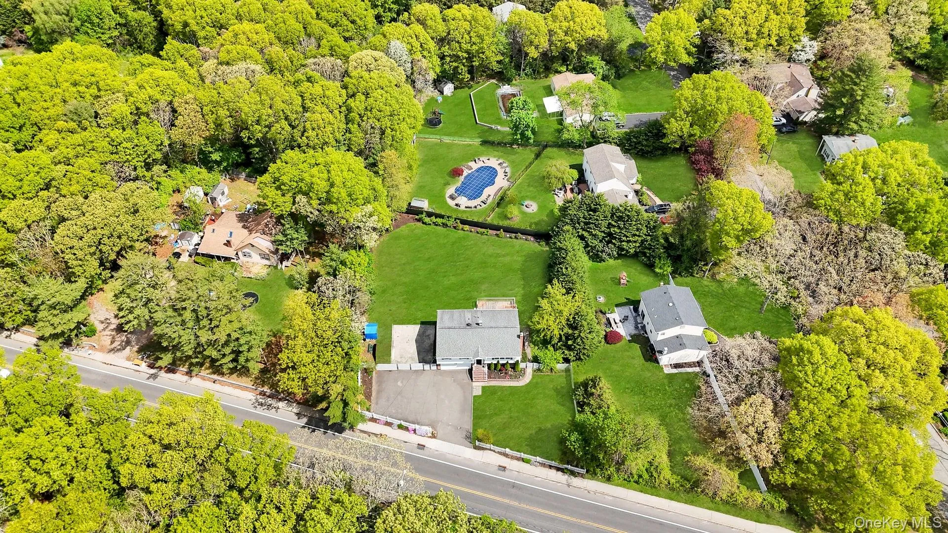 485 Canal Road, Brookhaven, NY, 4 Bedrooms Bedrooms, 10 Rooms Rooms,3 BathroomsBathrooms,Residential Sale,For Rent,Canal,0,996333 485 Canal Road, Brookhaven, NY, 4 Bedrooms Bedrooms, 10 Rooms Rooms,3 BathroomsBathrooms,Residential Sale,For Rent,Canal,0,996333