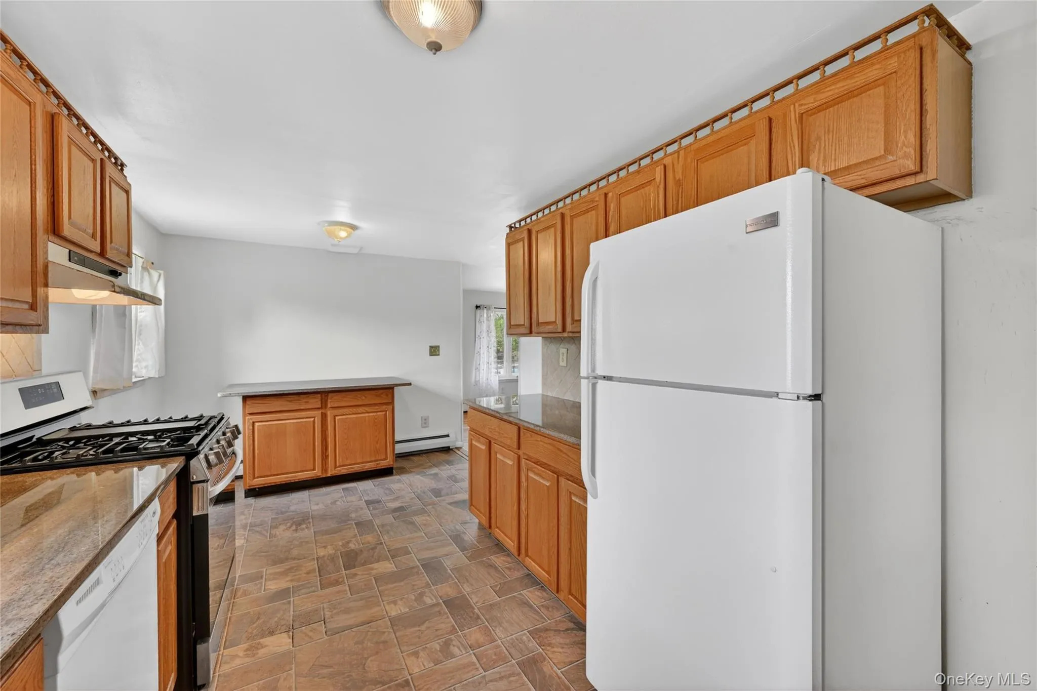 31 Monarch Drive, Newburgh (town), NY, 4 Bedrooms Bedrooms, 9 Rooms Rooms,2 BathroomsBathrooms,Residential Sale,For Rent,Monarch,0,996334 31 Monarch Drive, Newburgh (town), NY, 4 Bedrooms Bedrooms, 9 Rooms Rooms,2 BathroomsBathrooms,Residential Sale,For Rent,Monarch,0,996334