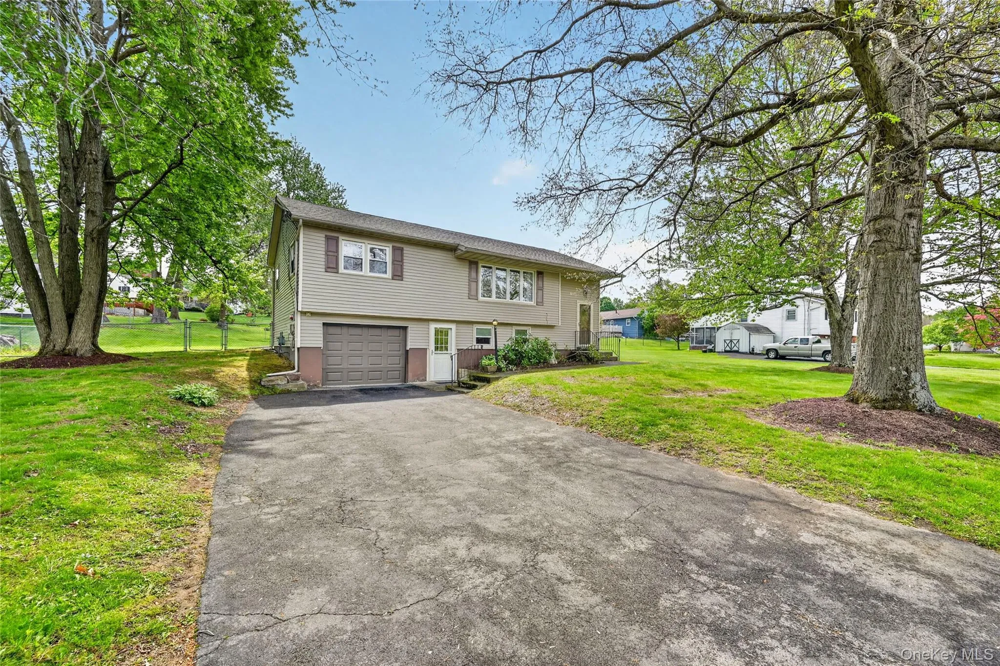 31 Monarch Drive, Newburgh (town), NY, 4 Bedrooms Bedrooms, 9 Rooms Rooms,2 BathroomsBathrooms,Residential Sale,For Rent,Monarch,0,996334 31 Monarch Drive, Newburgh (town), NY, 4 Bedrooms Bedrooms, 9 Rooms Rooms,2 BathroomsBathrooms,Residential Sale,For Rent,Monarch,0,996334