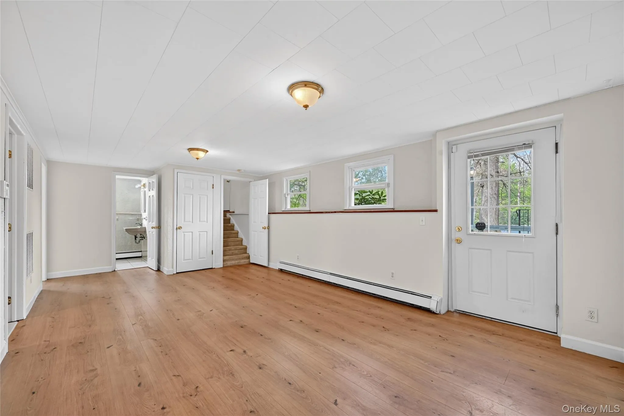 31 Monarch Drive, Newburgh (town), NY, 4 Bedrooms Bedrooms, 9 Rooms Rooms,2 BathroomsBathrooms,Residential Sale,For Rent,Monarch,0,996334 31 Monarch Drive, Newburgh (town), NY, 4 Bedrooms Bedrooms, 9 Rooms Rooms,2 BathroomsBathrooms,Residential Sale,For Rent,Monarch,0,996334