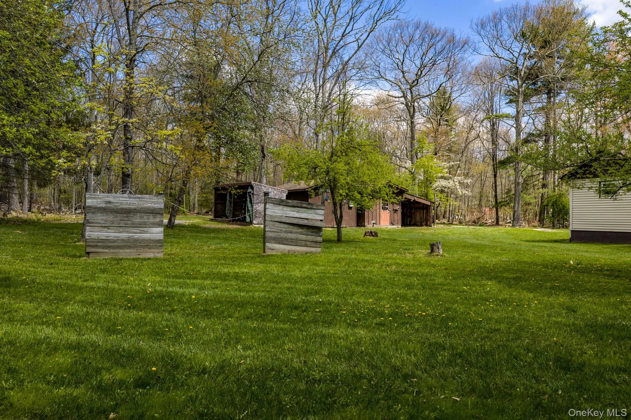 88 Peenpack Trail, Deerpark, NY, 3 Bedrooms Bedrooms, 5 Rooms Rooms,1 BathroomBathrooms,Residential,For Rent,Peenpack,0,996339 88 Peenpack Trail, Deerpark, NY, 3 Bedrooms Bedrooms, 5 Rooms Rooms,1 BathroomBathrooms,Residential,For Rent,Peenpack,0,996339