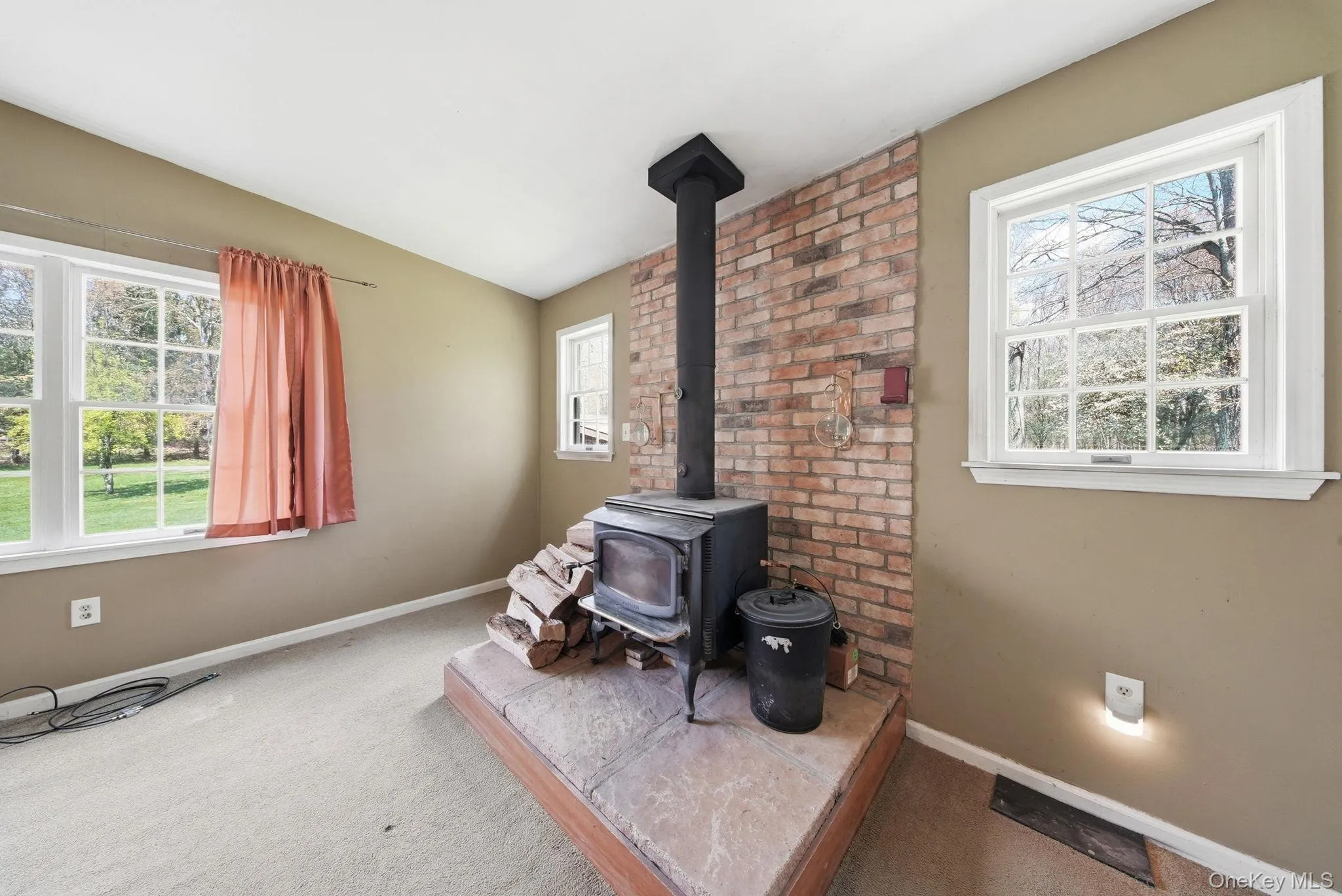 88 Peenpack Trail, Deerpark, NY, 3 Bedrooms Bedrooms, 5 Rooms Rooms,1 BathroomBathrooms,Residential,For Rent,Peenpack,0,996339 88 Peenpack Trail, Deerpark, NY, 3 Bedrooms Bedrooms, 5 Rooms Rooms,1 BathroomBathrooms,Residential,For Rent,Peenpack,0,996339