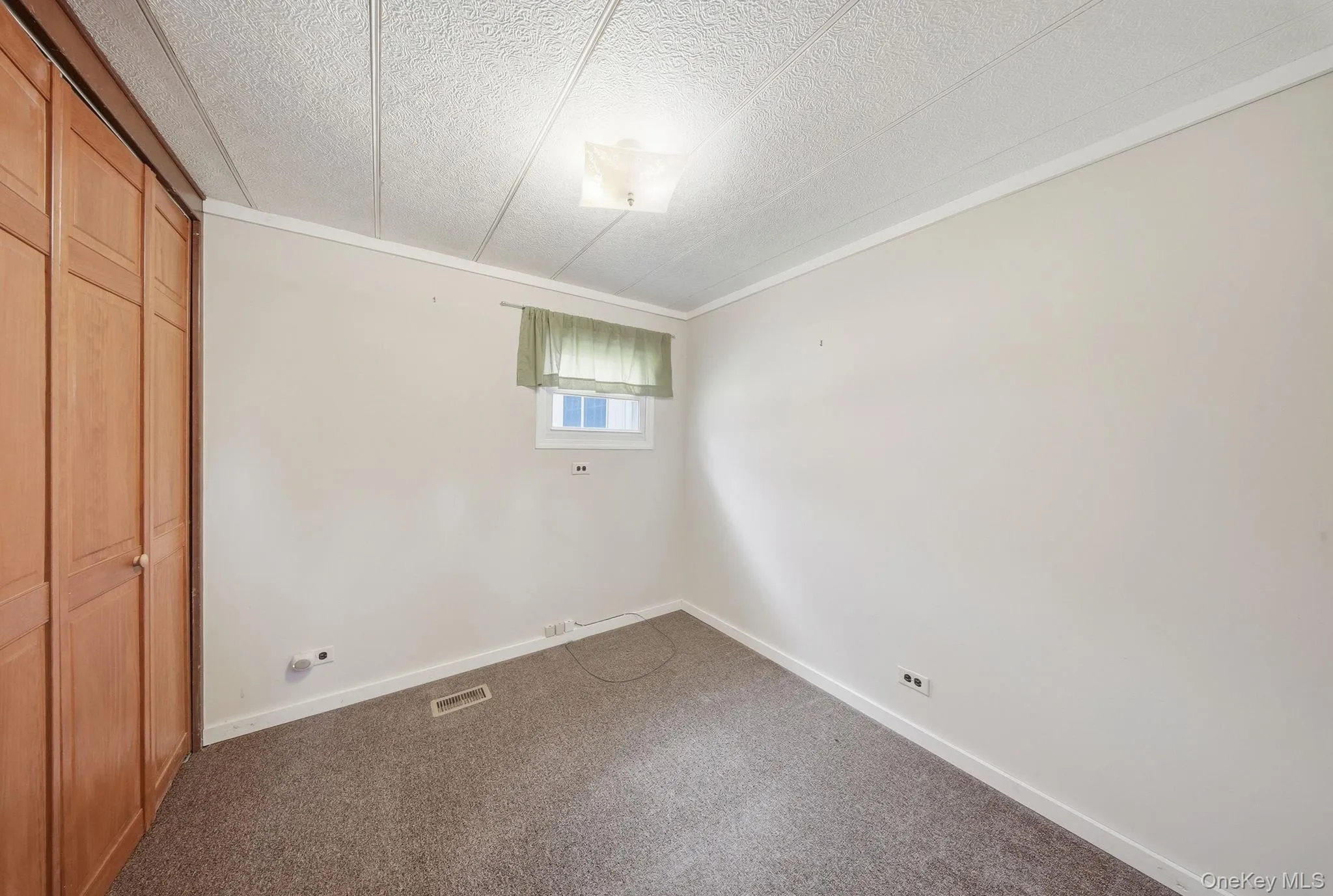 88 Peenpack Trail, Deerpark, NY, 3 Bedrooms Bedrooms, 5 Rooms Rooms,1 BathroomBathrooms,Residential,For Rent,Peenpack,0,996339 88 Peenpack Trail, Deerpark, NY, 3 Bedrooms Bedrooms, 5 Rooms Rooms,1 BathroomBathrooms,Residential,For Rent,Peenpack,0,996339