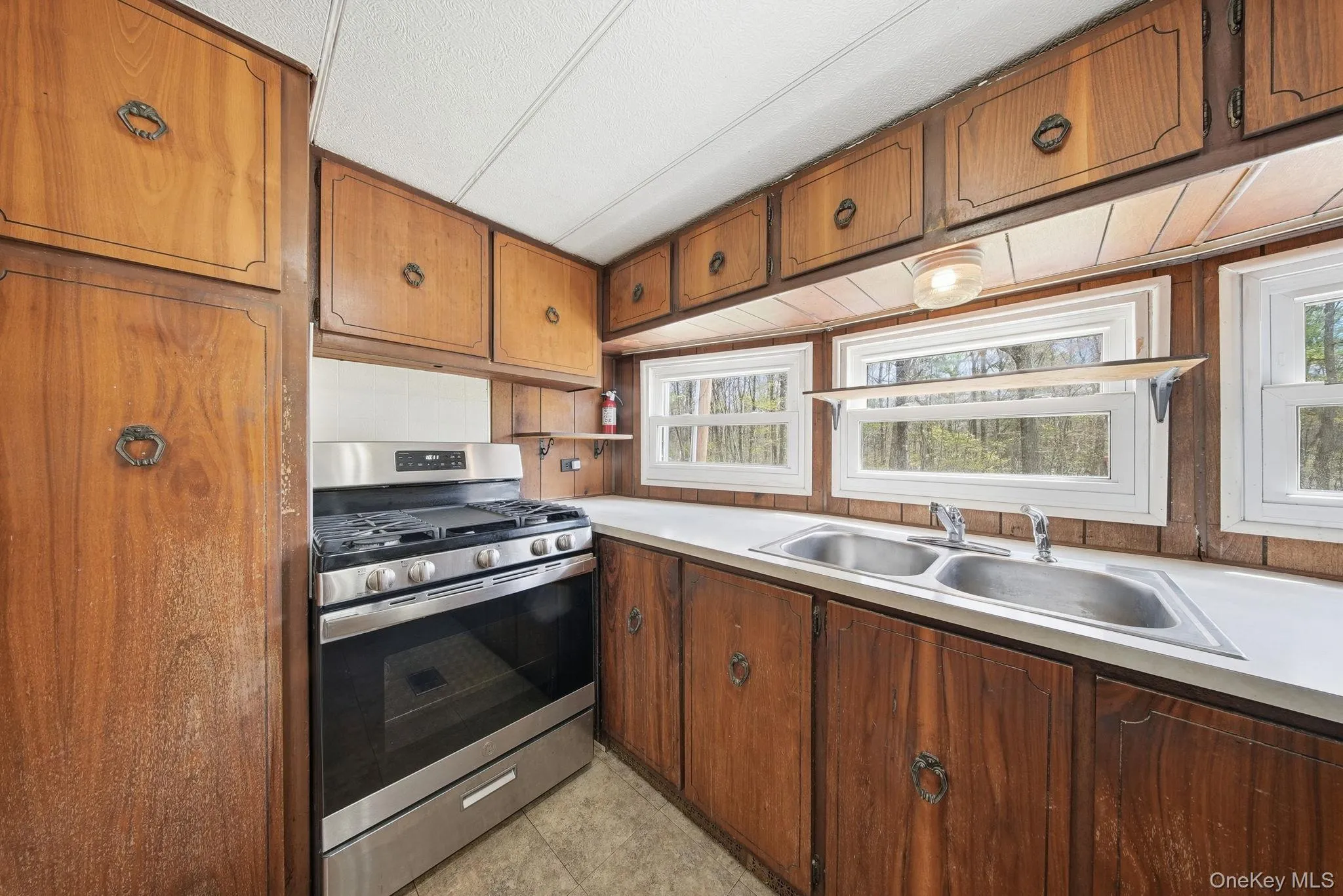 88 Peenpack Trail, Deerpark, NY, 3 Bedrooms Bedrooms, 5 Rooms Rooms,1 BathroomBathrooms,Residential,For Rent,Peenpack,0,996339 88 Peenpack Trail, Deerpark, NY, 3 Bedrooms Bedrooms, 5 Rooms Rooms,1 BathroomBathrooms,Residential,For Rent,Peenpack,0,996339