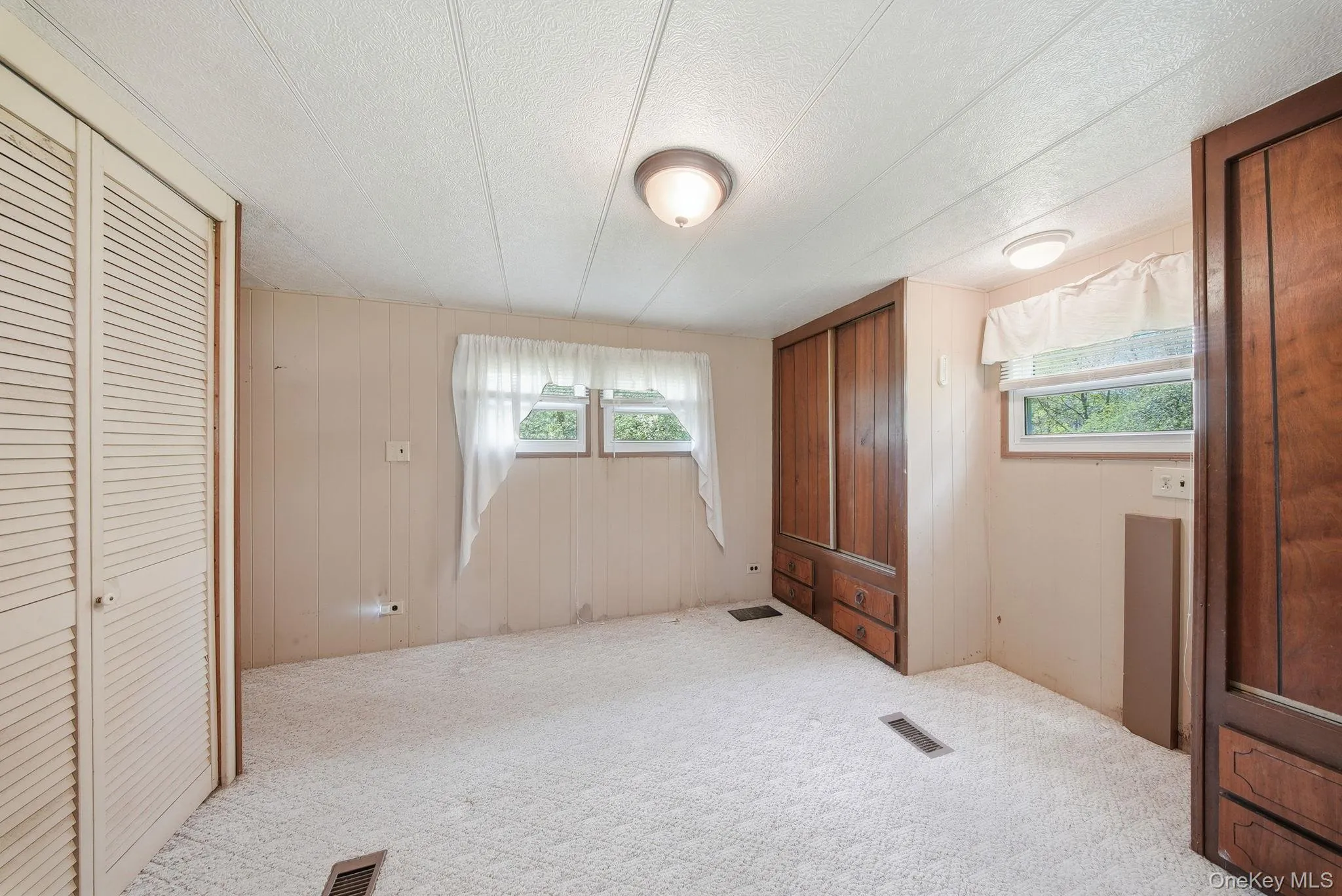 88 Peenpack Trail, Deerpark, NY, 3 Bedrooms Bedrooms, 5 Rooms Rooms,1 BathroomBathrooms,Residential,For Rent,Peenpack,0,996339 88 Peenpack Trail, Deerpark, NY, 3 Bedrooms Bedrooms, 5 Rooms Rooms,1 BathroomBathrooms,Residential,For Rent,Peenpack,0,996339