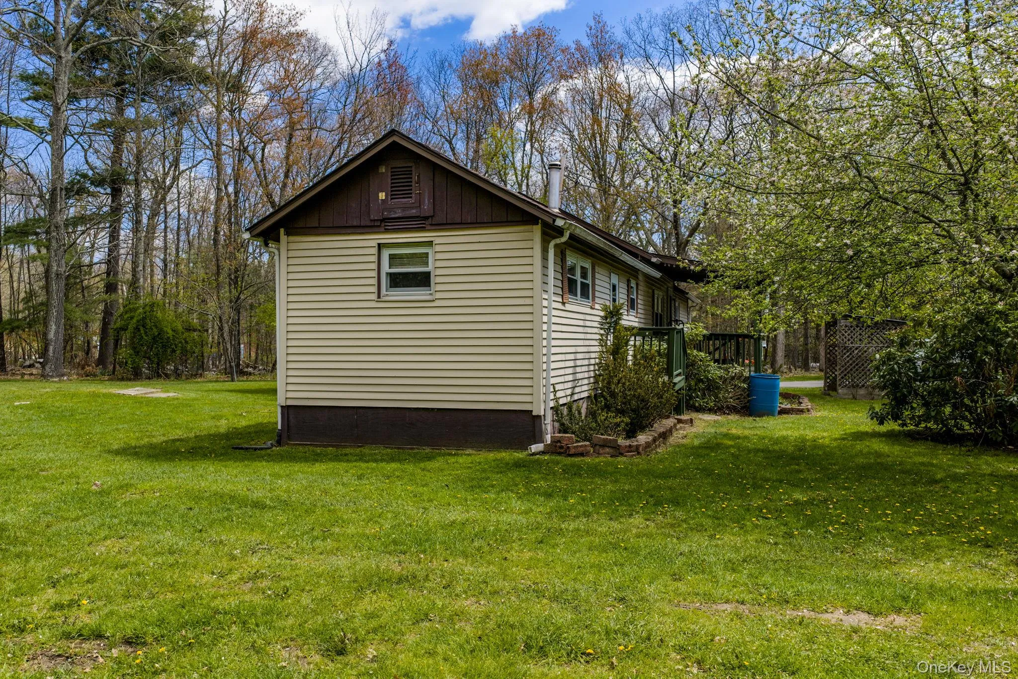 88 Peenpack Trail, Deerpark, NY, 3 Bedrooms Bedrooms, 5 Rooms Rooms,1 BathroomBathrooms,Residential,For Rent,Peenpack,0,996339 88 Peenpack Trail, Deerpark, NY, 3 Bedrooms Bedrooms, 5 Rooms Rooms,1 BathroomBathrooms,Residential,For Rent,Peenpack,0,996339