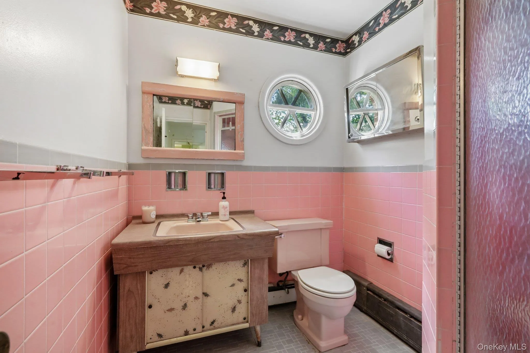 1055 Mamaroneck Avenue, White Plains, NY, 5 Bedrooms Bedrooms, 13 Rooms Rooms,3 BathroomsBathrooms,Residential,For Rent,Mamaroneck,0,996346 1055 Mamaroneck Avenue, White Plains, NY, 5 Bedrooms Bedrooms, 13 Rooms Rooms,3 BathroomsBathrooms,Residential,For Rent,Mamaroneck,0,996346