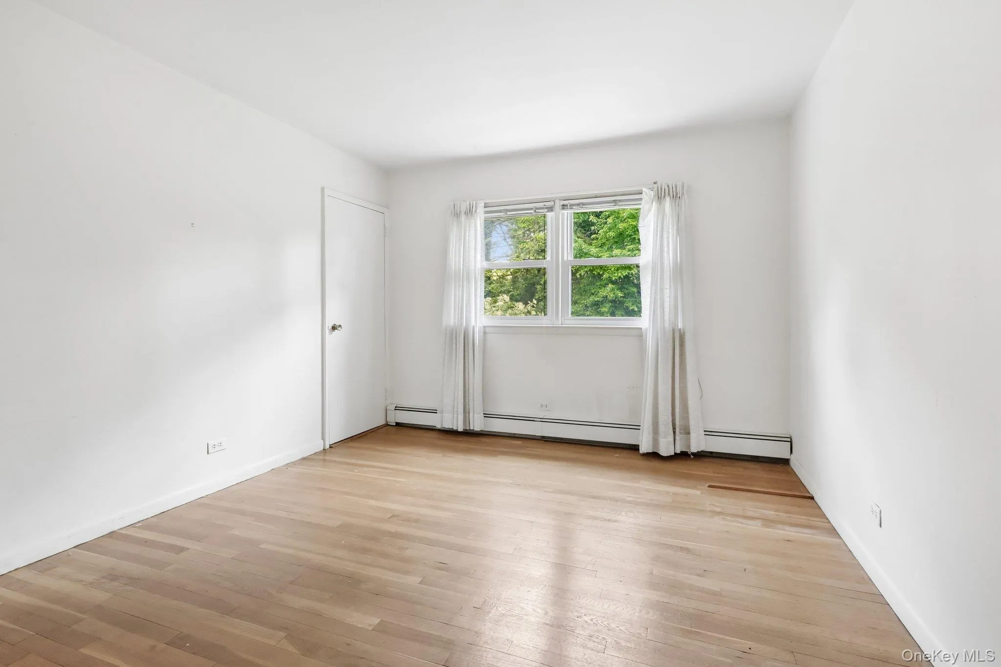 1055 Mamaroneck Avenue, White Plains, NY, 5 Bedrooms Bedrooms, 13 Rooms Rooms,3 BathroomsBathrooms,Residential,For Rent,Mamaroneck,0,996346 1055 Mamaroneck Avenue, White Plains, NY, 5 Bedrooms Bedrooms, 13 Rooms Rooms,3 BathroomsBathrooms,Residential,For Rent,Mamaroneck,0,996346