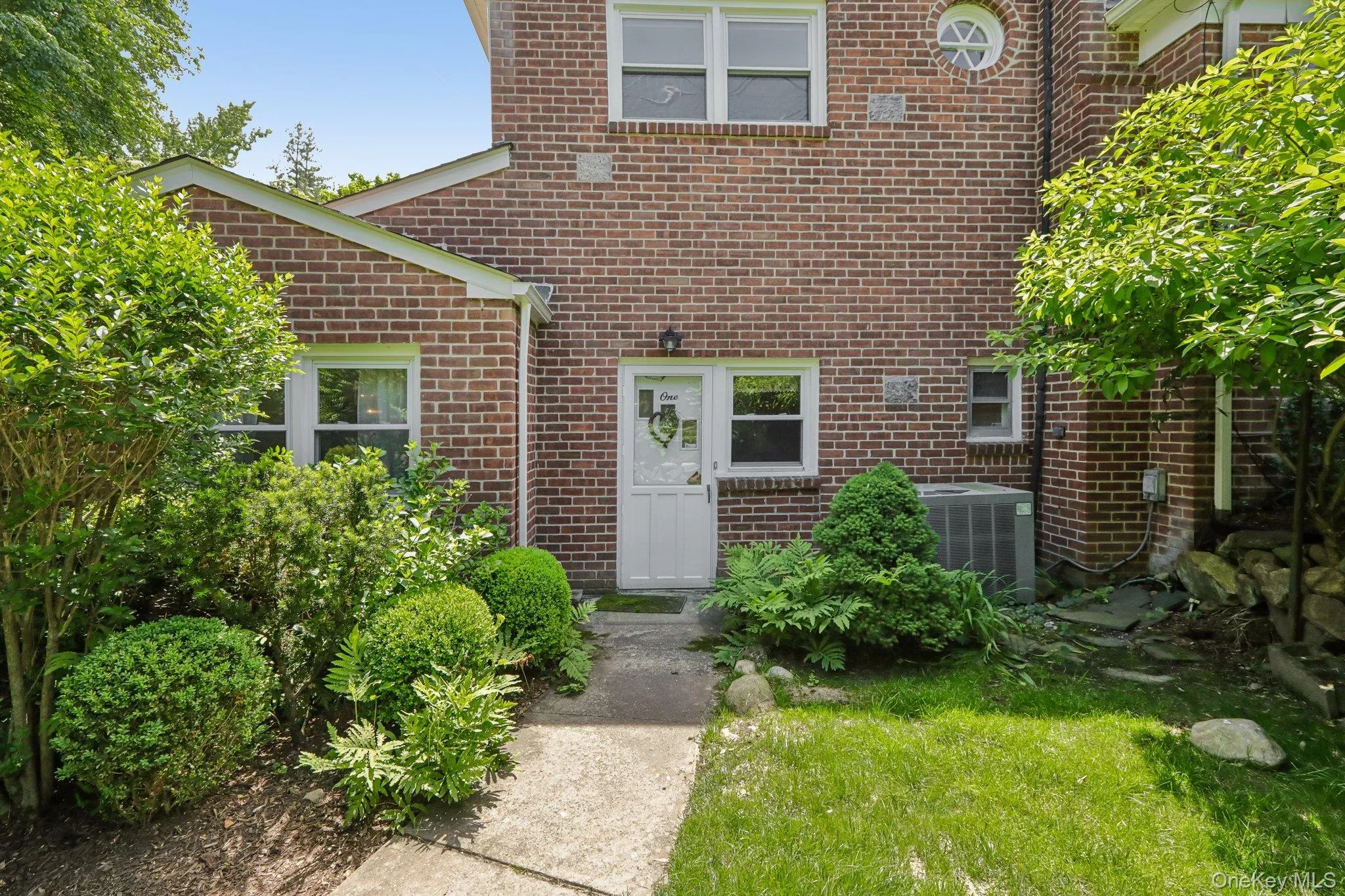 1055 Mamaroneck Avenue, White Plains, NY, 5 Bedrooms Bedrooms, 13 Rooms Rooms,3 BathroomsBathrooms,Residential,For Rent,Mamaroneck,0,996346 1055 Mamaroneck Avenue, White Plains, NY, 5 Bedrooms Bedrooms, 13 Rooms Rooms,3 BathroomsBathrooms,Residential,For Rent,Mamaroneck,0,996346