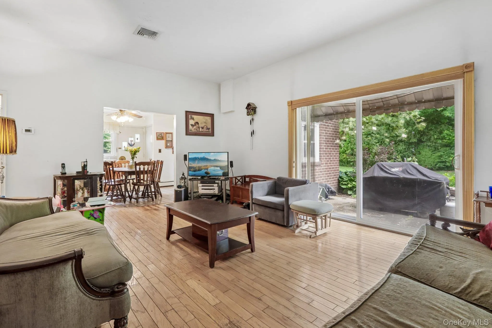 1055 Mamaroneck Avenue, White Plains, NY, 5 Bedrooms Bedrooms, 13 Rooms Rooms,3 BathroomsBathrooms,Residential,For Rent,Mamaroneck,0,996346 1055 Mamaroneck Avenue, White Plains, NY, 5 Bedrooms Bedrooms, 13 Rooms Rooms,3 BathroomsBathrooms,Residential,For Rent,Mamaroneck,0,996346