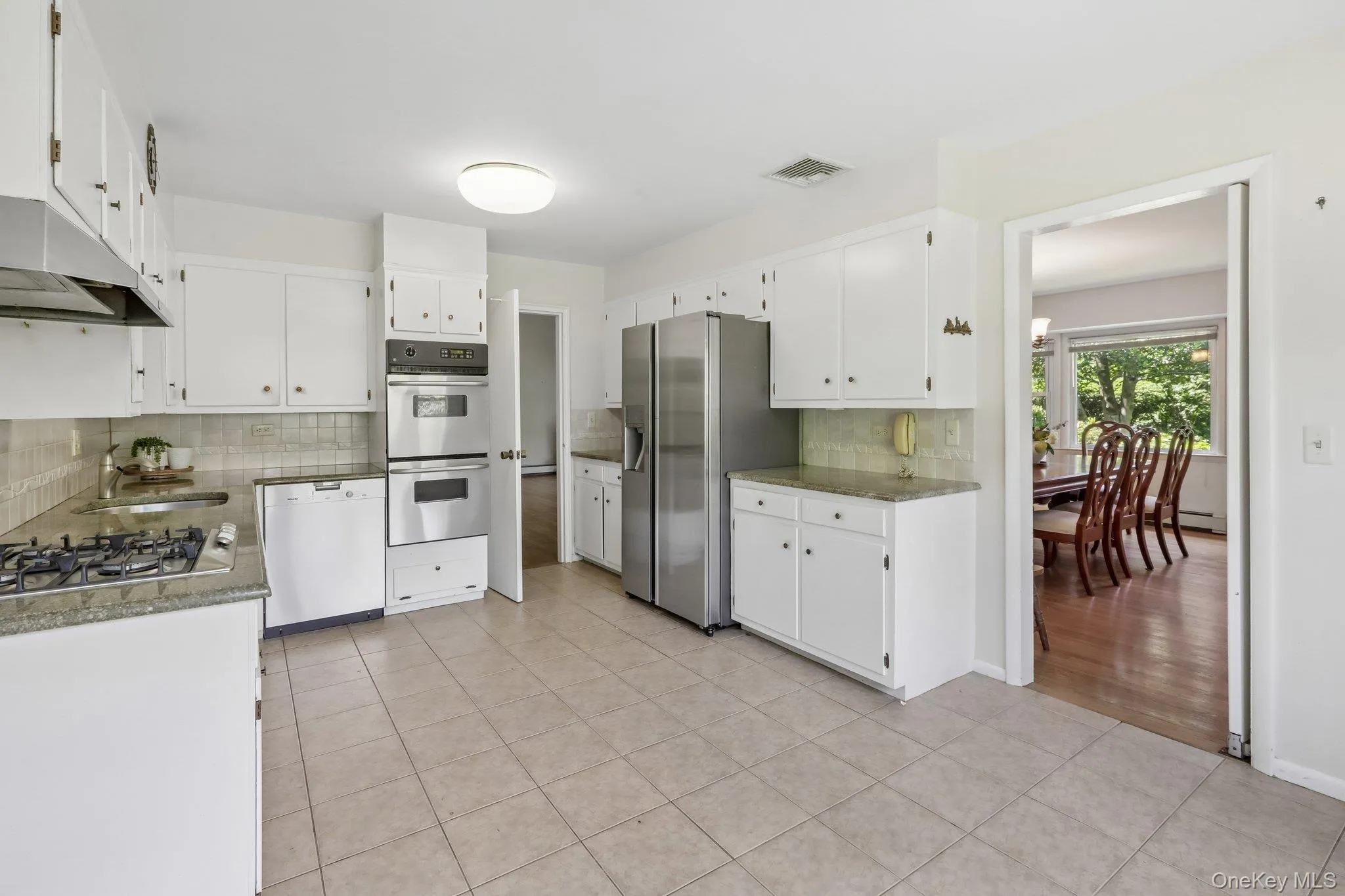 1055 Mamaroneck Avenue, White Plains, NY, 5 Bedrooms Bedrooms, 13 Rooms Rooms,3 BathroomsBathrooms,Residential,For Rent,Mamaroneck,0,996346 1055 Mamaroneck Avenue, White Plains, NY, 5 Bedrooms Bedrooms, 13 Rooms Rooms,3 BathroomsBathrooms,Residential,For Rent,Mamaroneck,0,996346