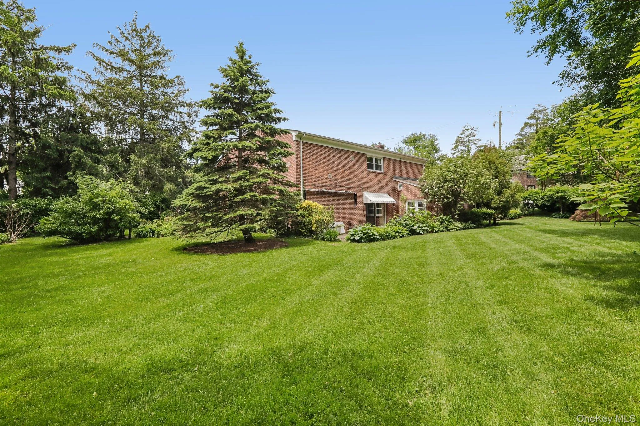 1055 Mamaroneck Avenue, White Plains, NY, 5 Bedrooms Bedrooms, 13 Rooms Rooms,3 BathroomsBathrooms,Residential,For Rent,Mamaroneck,0,996346 1055 Mamaroneck Avenue, White Plains, NY, 5 Bedrooms Bedrooms, 13 Rooms Rooms,3 BathroomsBathrooms,Residential,For Rent,Mamaroneck,0,996346
