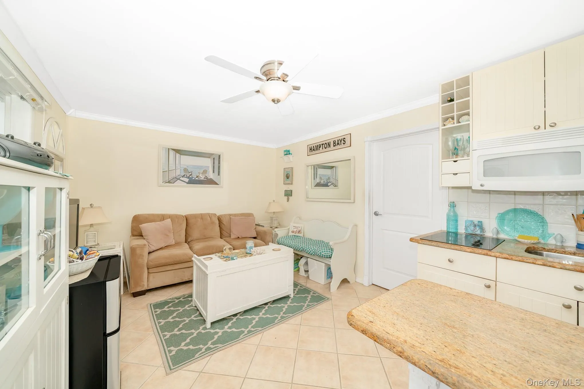 50 Rampasture Road, Southampton, NY, 1 Bedroom Bedrooms, 4 Rooms Rooms,1 BathroomBathrooms,Residential,For Rent,Rampasture,0,KEY996348 50 Rampasture Road, Southampton, NY, 1 Bedroom Bedrooms, 4 Rooms Rooms,1 BathroomBathrooms,Residential,For Rent,Rampasture,0,KEY996348