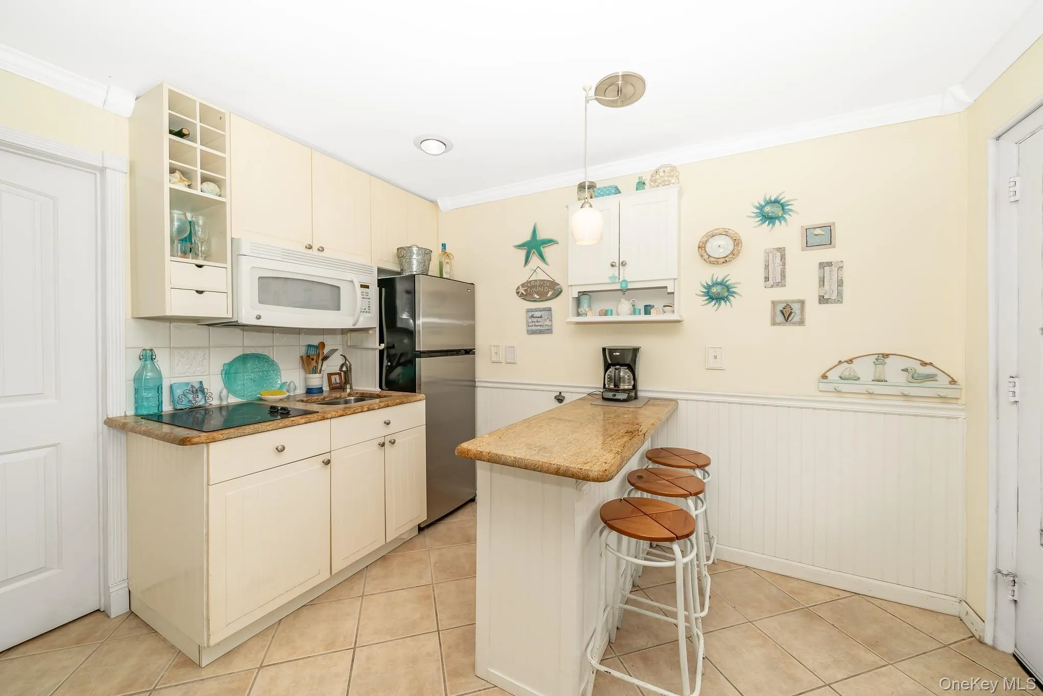 50 Rampasture Road, Southampton, NY, 1 Bedroom Bedrooms, 4 Rooms Rooms,1 BathroomBathrooms,Residential,For Rent,Rampasture,0,KEY996348 50 Rampasture Road, Southampton, NY, 1 Bedroom Bedrooms, 4 Rooms Rooms,1 BathroomBathrooms,Residential,For Rent,Rampasture,0,KEY996348