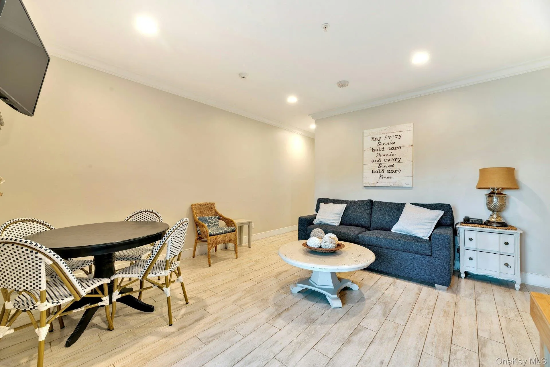 61475 Route 48, Southold, NY, 2 Bedrooms Bedrooms, 5 Rooms Rooms,2 BathroomsBathrooms,Residential,For Rent,Route 48,0,996367 61475 Route 48, Southold, NY, 2 Bedrooms Bedrooms, 5 Rooms Rooms,2 BathroomsBathrooms,Residential,For Rent,Route 48,0,996367