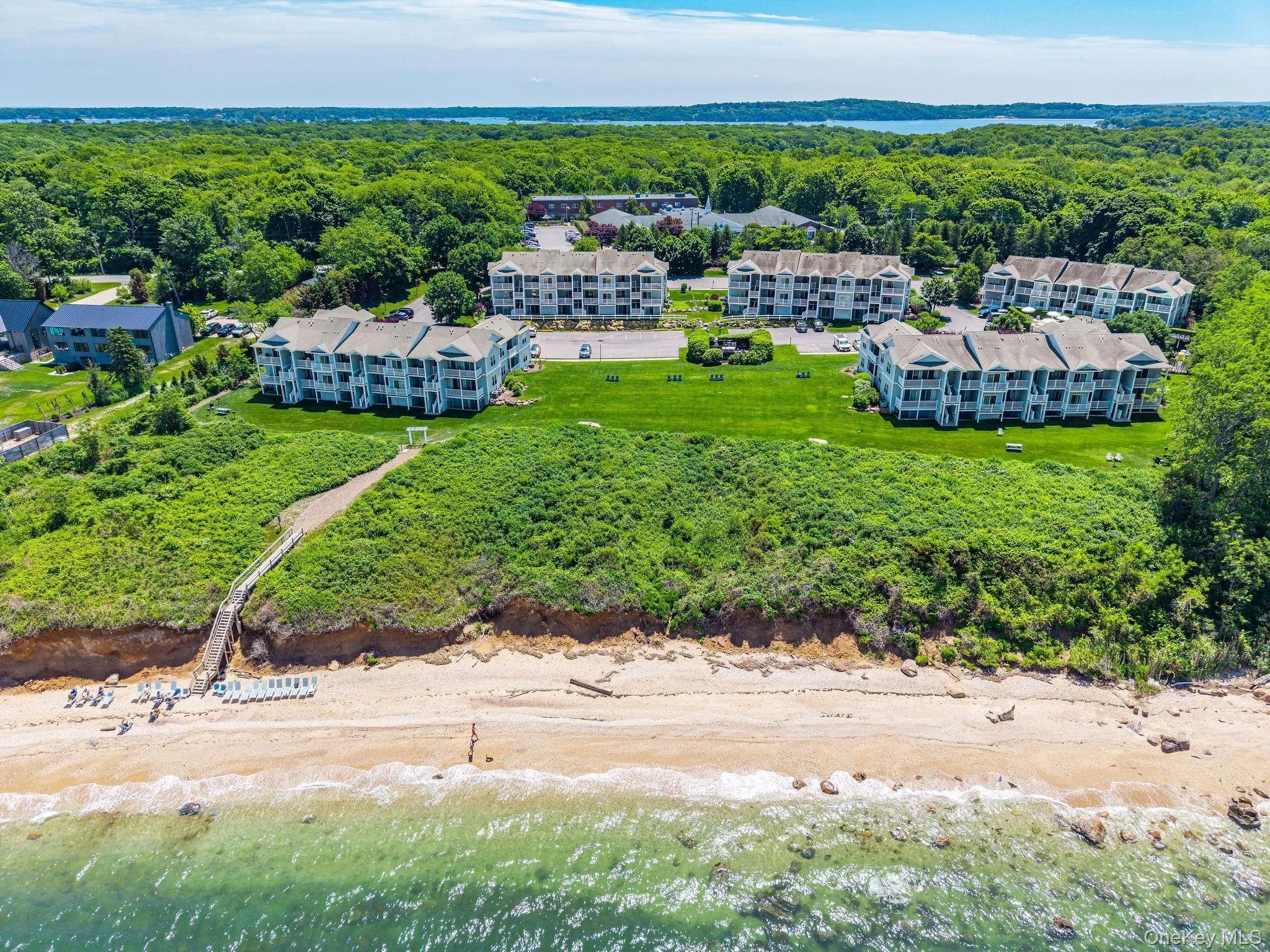 61475 Route 48, Southold, NY, 2 Bedrooms Bedrooms, 5 Rooms Rooms,2 BathroomsBathrooms,Residential,For Rent,Route 48,0,996367 61475 Route 48, Southold, NY, 2 Bedrooms Bedrooms, 5 Rooms Rooms,2 BathroomsBathrooms,Residential,For Rent,Route 48,0,996367