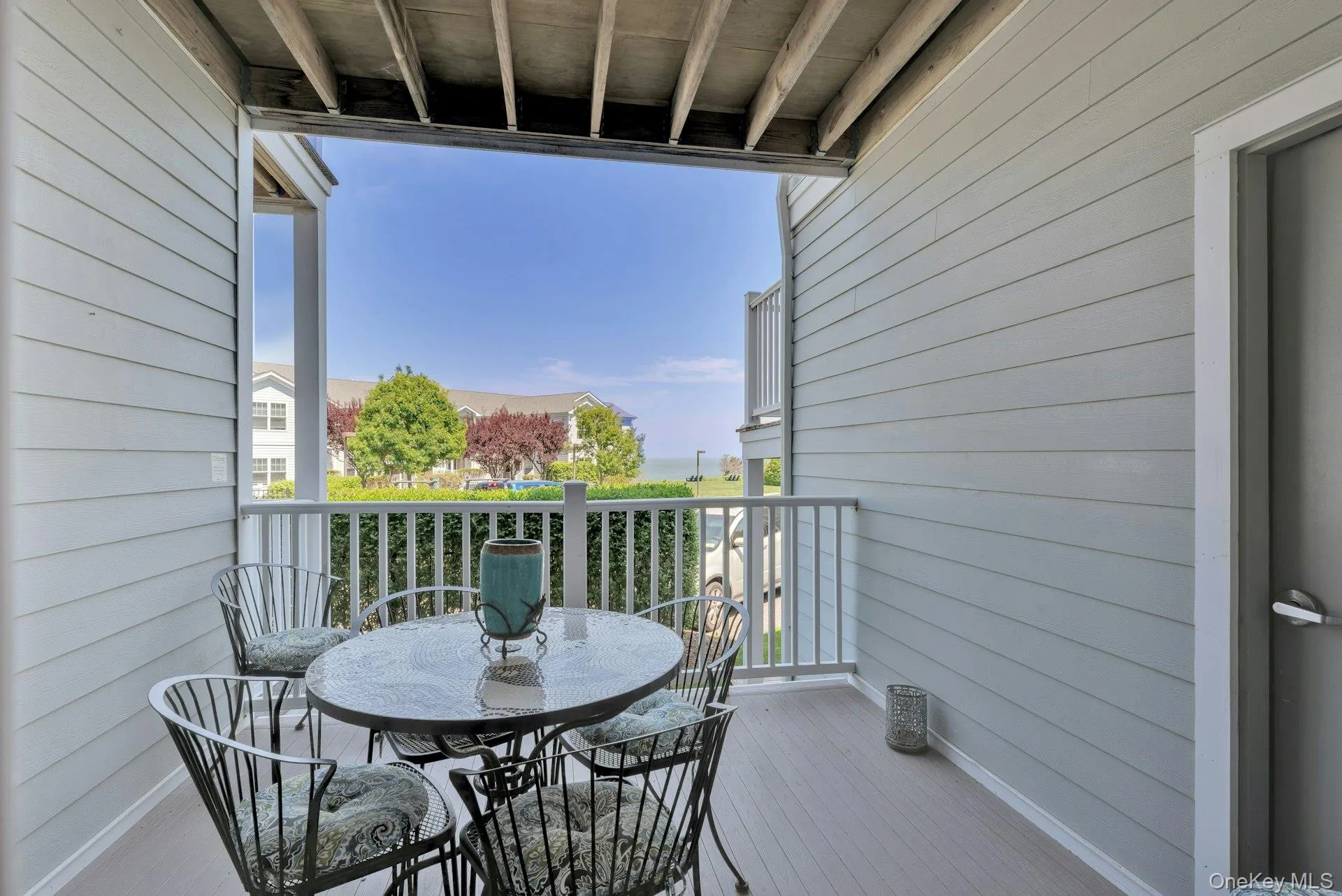 61475 Route 48, Southold, NY, 2 Bedrooms Bedrooms, 5 Rooms Rooms,2 BathroomsBathrooms,Residential,For Rent,Route 48,0,996367 61475 Route 48, Southold, NY, 2 Bedrooms Bedrooms, 5 Rooms Rooms,2 BathroomsBathrooms,Residential,For Rent,Route 48,0,996367