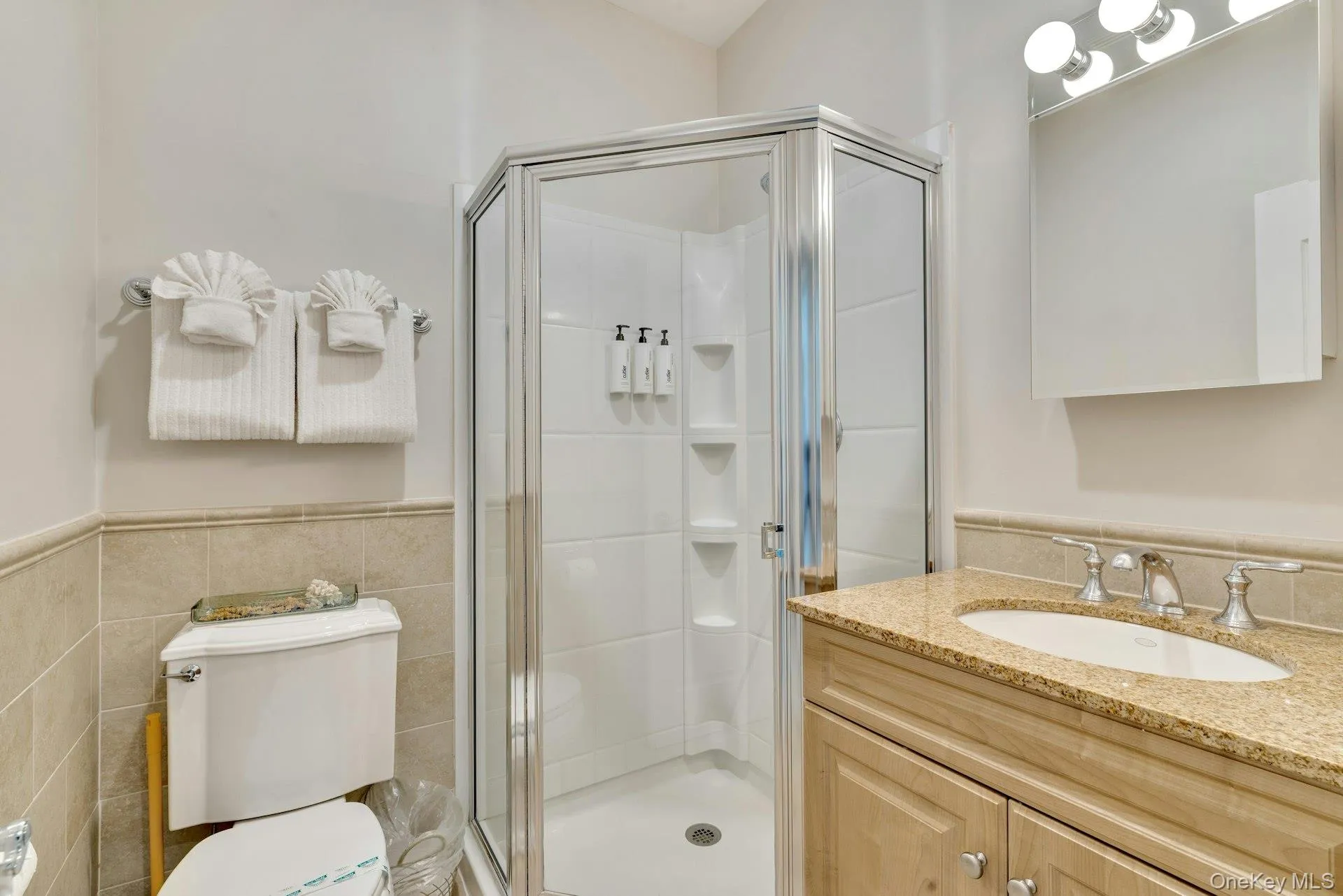 61475 Route 48, Southold, NY, 2 Bedrooms Bedrooms, 5 Rooms Rooms,2 BathroomsBathrooms,Residential,For Rent,Route 48,0,996367 61475 Route 48, Southold, NY, 2 Bedrooms Bedrooms, 5 Rooms Rooms,2 BathroomsBathrooms,Residential,For Rent,Route 48,0,996367