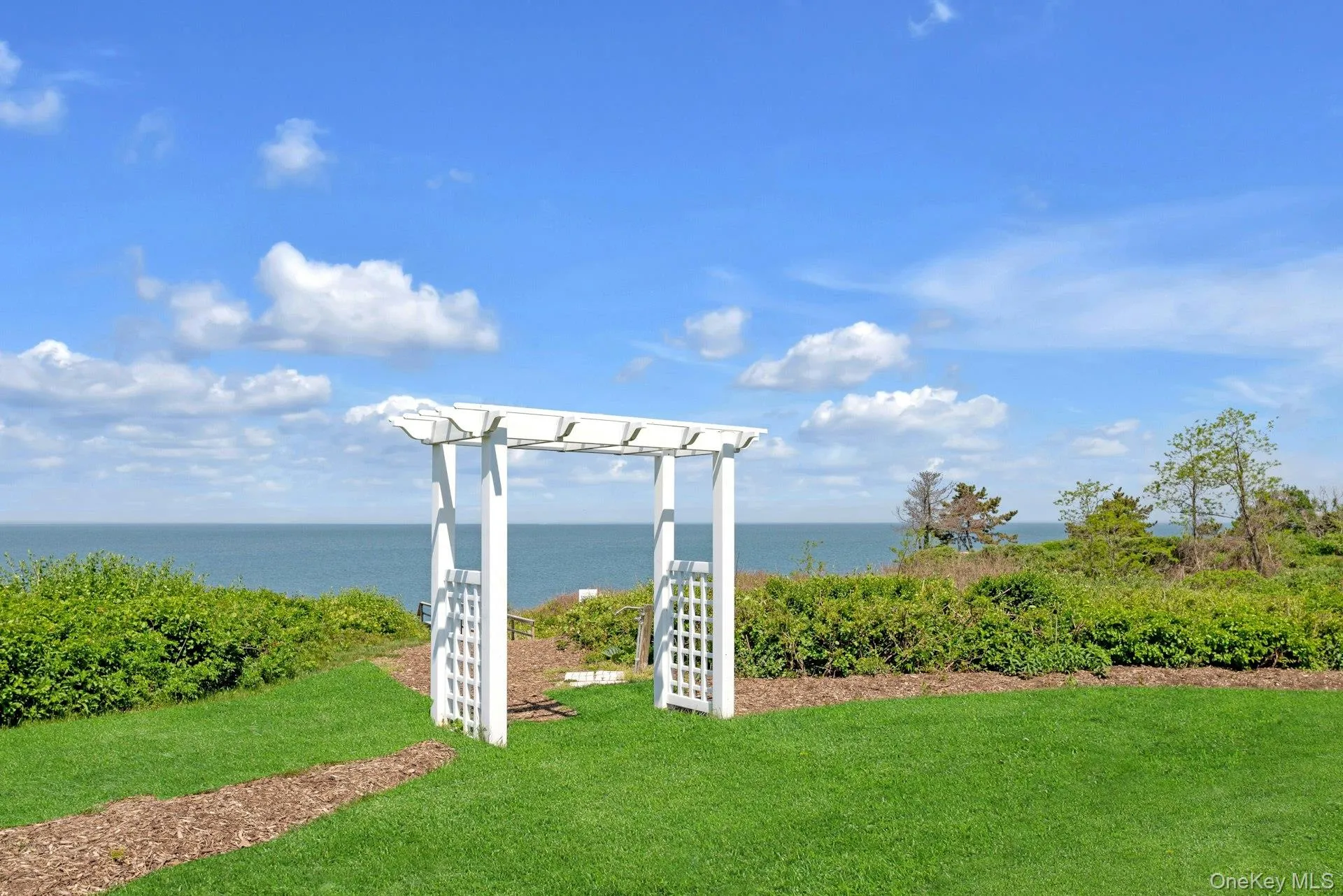 61475 Route 48, Southold, NY, 2 Bedrooms Bedrooms, 5 Rooms Rooms,2 BathroomsBathrooms,Residential,For Rent,Route 48,0,996367 61475 Route 48, Southold, NY, 2 Bedrooms Bedrooms, 5 Rooms Rooms,2 BathroomsBathrooms,Residential,For Rent,Route 48,0,996367