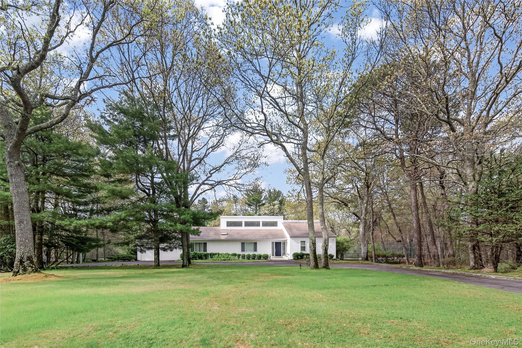 1 Whippoorwill Lane, Southampton, NY, 4 Bedrooms Bedrooms, 8 Rooms Rooms,4 BathroomsBathrooms,Residential Lease,For Rent,Whippoorwill,0,996369 1 Whippoorwill Lane, Southampton, NY, 4 Bedrooms Bedrooms, 8 Rooms Rooms,4 BathroomsBathrooms,Residential Lease,For Rent,Whippoorwill,0,996369