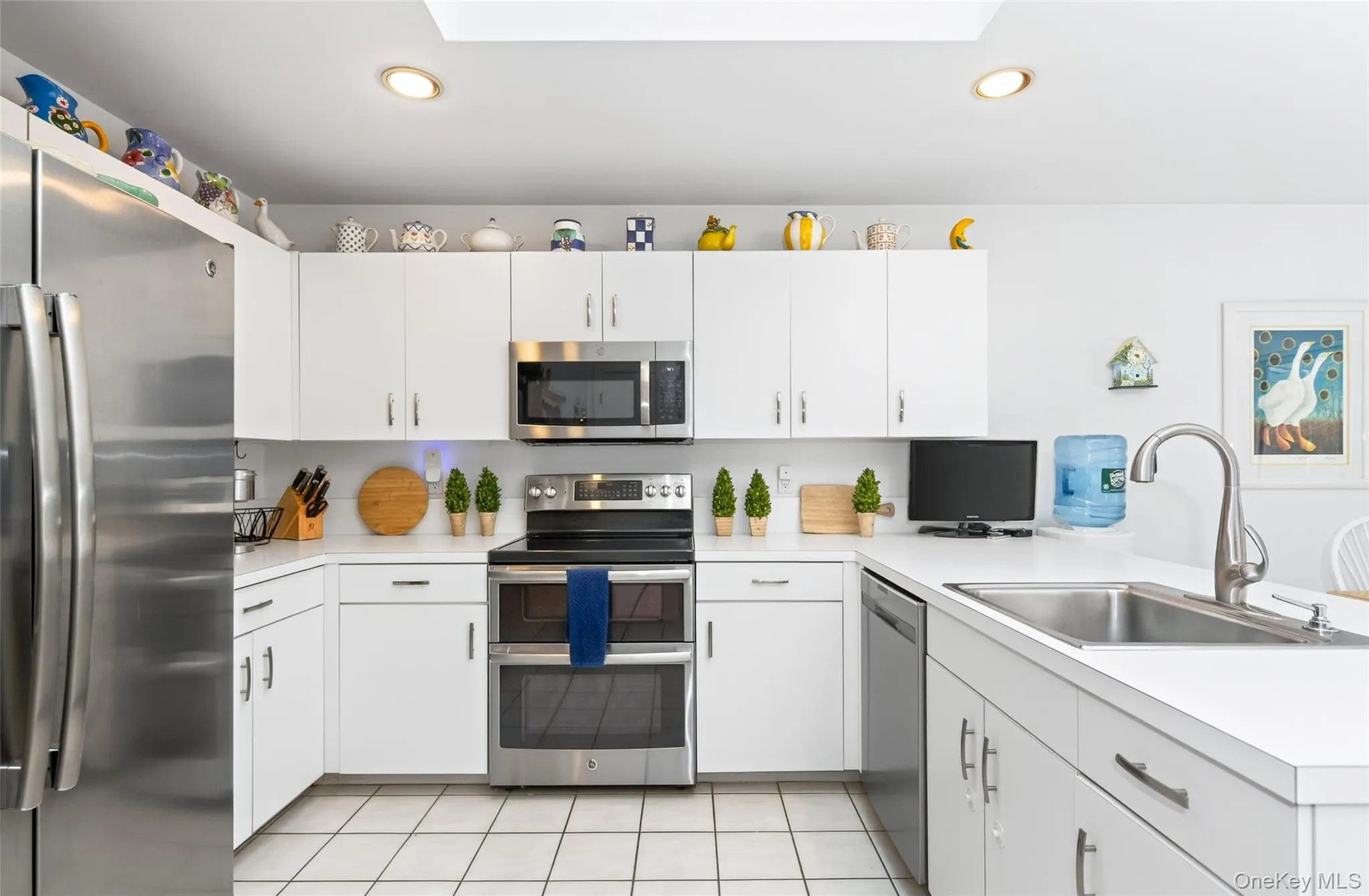 1 Whippoorwill Lane, Southampton, NY, 4 Bedrooms Bedrooms, 8 Rooms Rooms,4 BathroomsBathrooms,Residential Lease,For Rent,Whippoorwill,0,996369 1 Whippoorwill Lane, Southampton, NY, 4 Bedrooms Bedrooms, 8 Rooms Rooms,4 BathroomsBathrooms,Residential Lease,For Rent,Whippoorwill,0,996369
