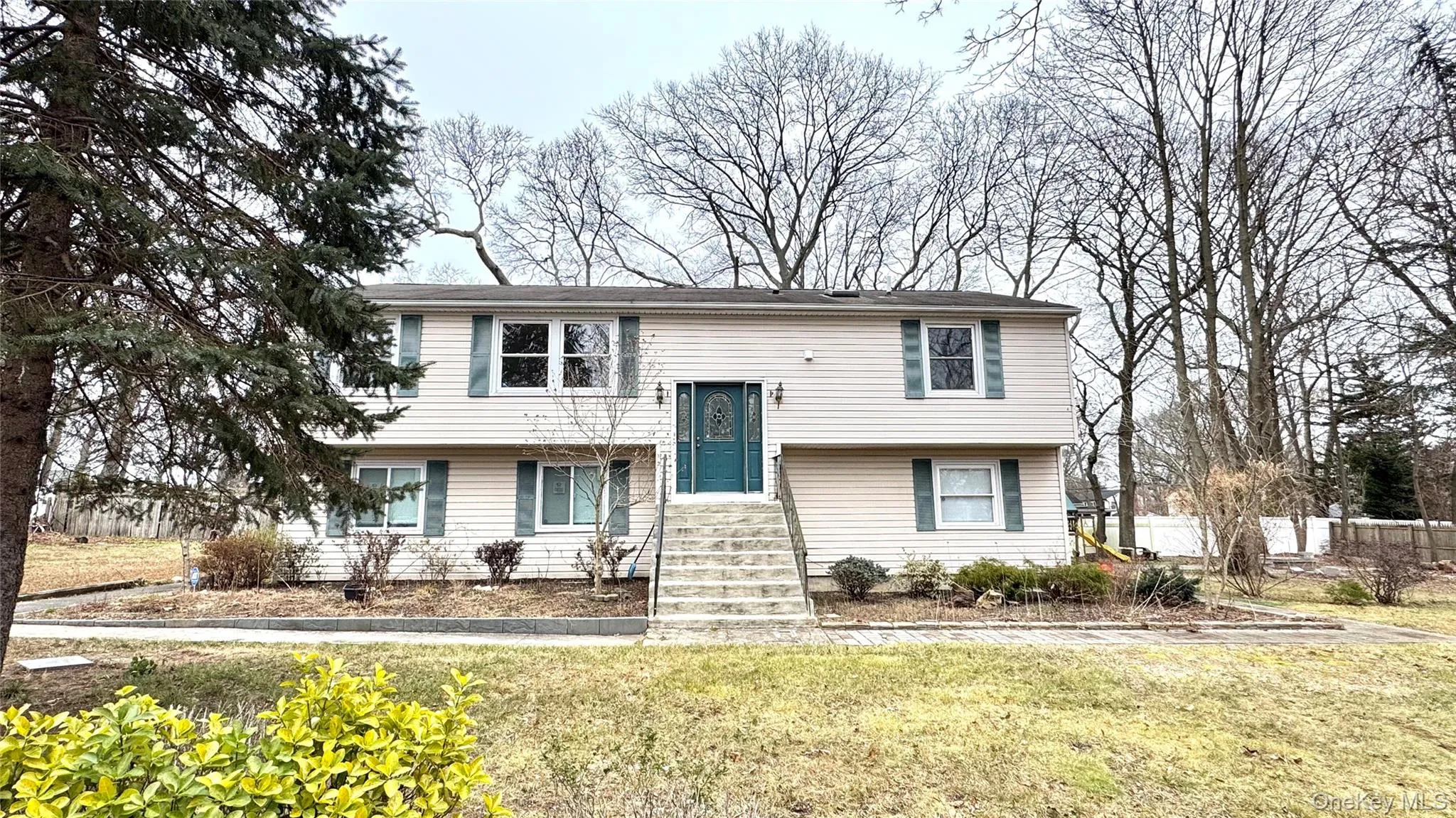 61 Gould Road, Brookhaven, NY, 4 Bedrooms Bedrooms, 9 Rooms Rooms,3 BathroomsBathrooms,Residential Lease,For Rent,Gould,0,996388 61 Gould Road, Brookhaven, NY, 4 Bedrooms Bedrooms, 9 Rooms Rooms,3 BathroomsBathrooms,Residential Lease,For Rent,Gould,0,996388
