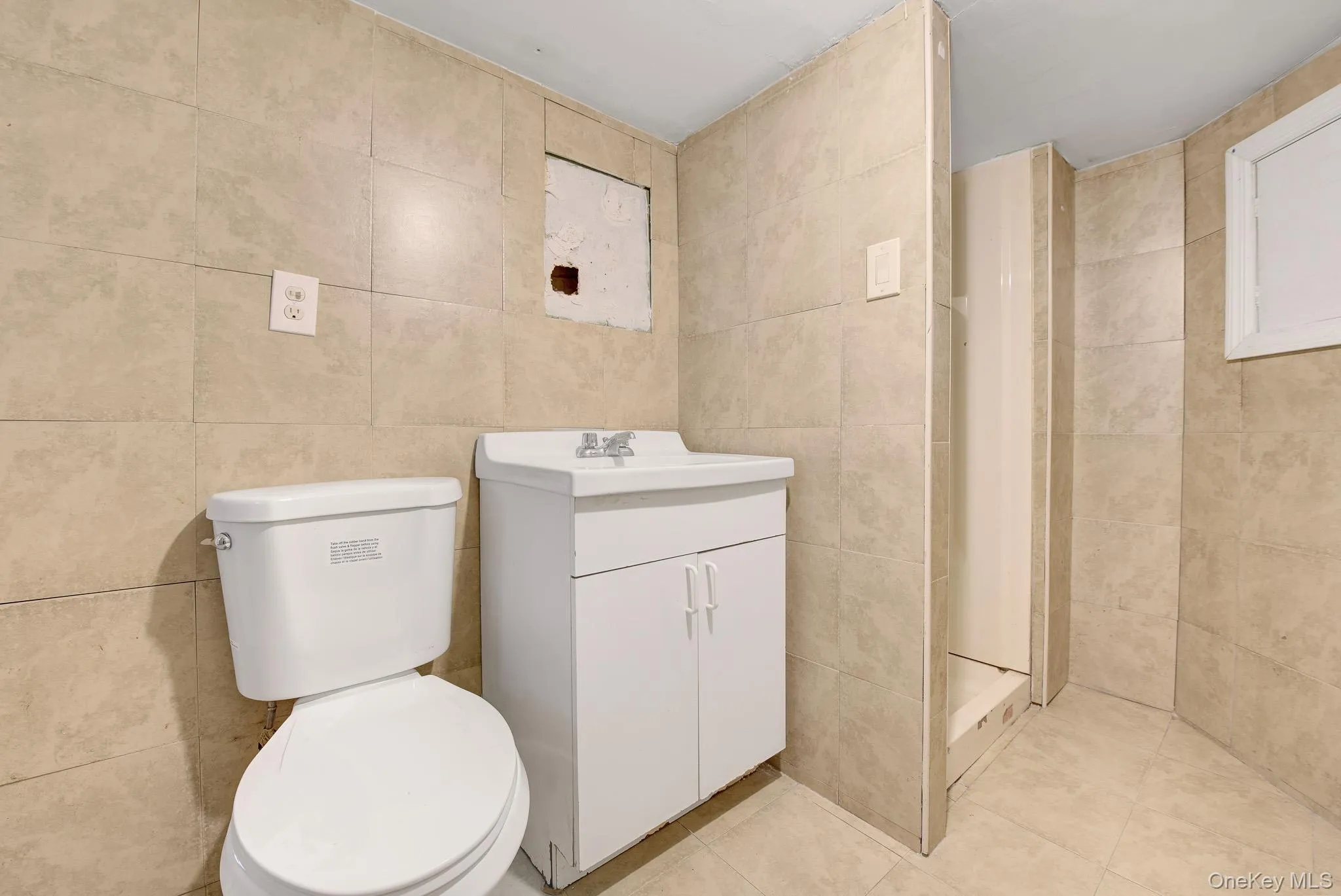 114-10 169th Street, New York, NY, 3 Bedrooms Bedrooms, 6 Rooms Rooms,1 BathroomBathrooms,Residential Sale,For Rent,169th,0,996391 114-10 169th Street, New York, NY, 3 Bedrooms Bedrooms, 6 Rooms Rooms,1 BathroomBathrooms,Residential Sale,For Rent,169th,0,996391