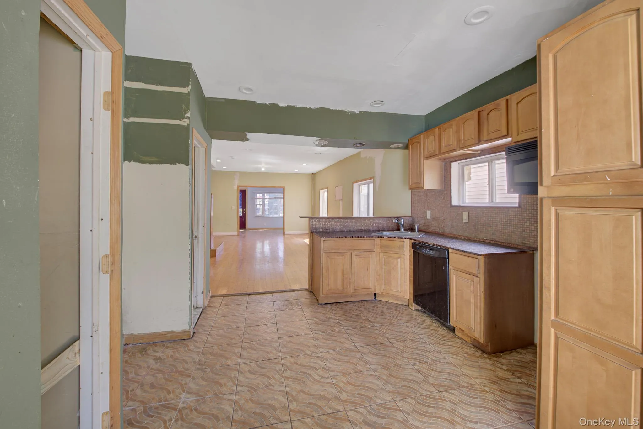 114-10 169th Street, New York, NY, 3 Bedrooms Bedrooms, 6 Rooms Rooms,1 BathroomBathrooms,Residential Sale,For Rent,169th,0,996391 114-10 169th Street, New York, NY, 3 Bedrooms Bedrooms, 6 Rooms Rooms,1 BathroomBathrooms,Residential Sale,For Rent,169th,0,996391