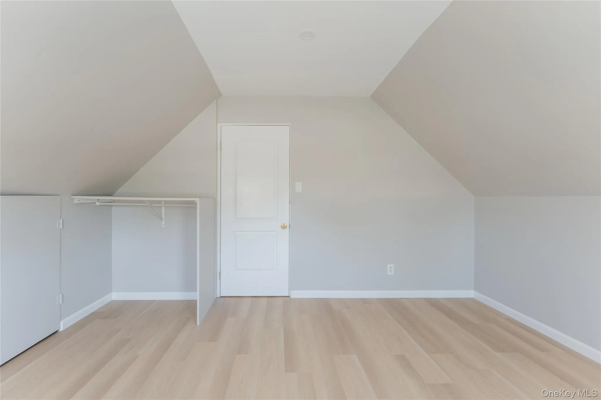 71 Chimney Lane, Hempstead, NY, 4 Bedrooms Bedrooms, 6 Rooms Rooms,2 BathroomsBathrooms,Residential Lease,For Rent,Chimney,0,996392 71 Chimney Lane, Hempstead, NY, 4 Bedrooms Bedrooms, 6 Rooms Rooms,2 BathroomsBathrooms,Residential Lease,For Rent,Chimney,0,996392