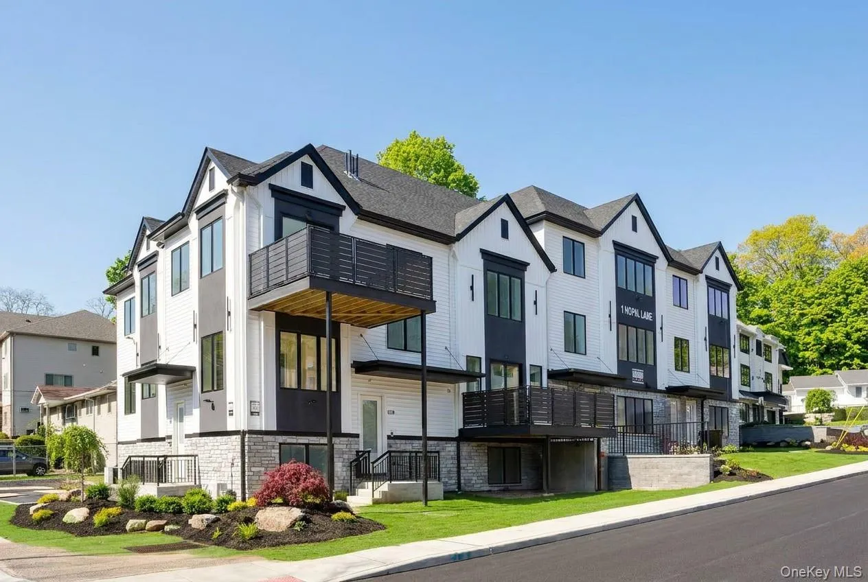1 Hopal Lane, Ramapo, NY, 3 Bedrooms Bedrooms, 5 Rooms Rooms,2 BathroomsBathrooms,Residential Sale,For Rent,Hopal,0,996400 1 Hopal Lane, Ramapo, NY, 3 Bedrooms Bedrooms, 5 Rooms Rooms,2 BathroomsBathrooms,Residential Sale,For Rent,Hopal,0,996400